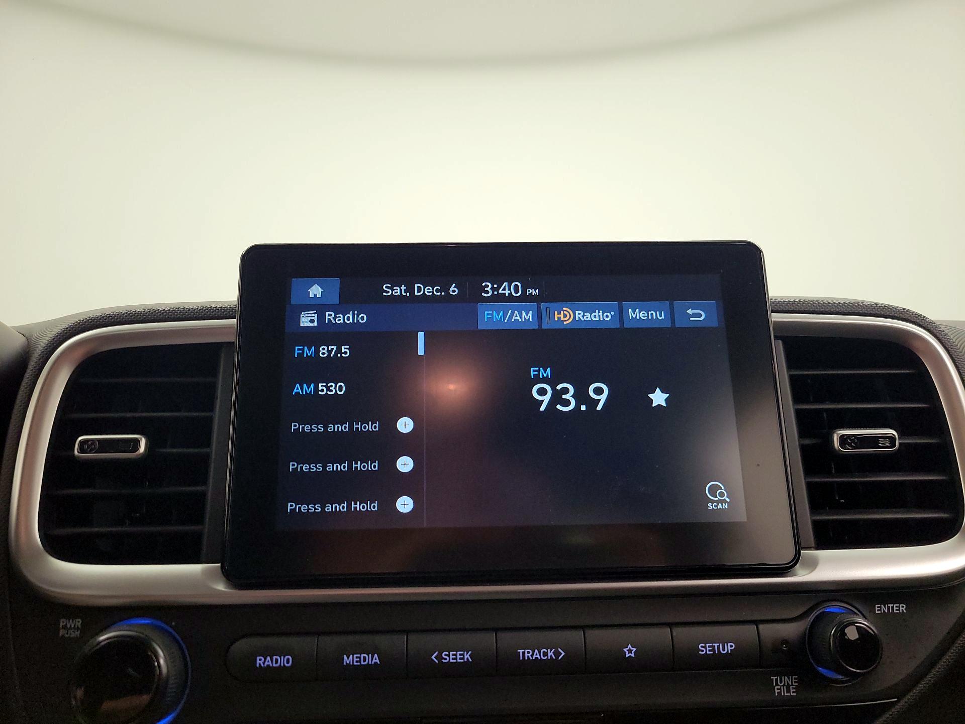 Thumbnail: 2020 Hyundai Venue - 15