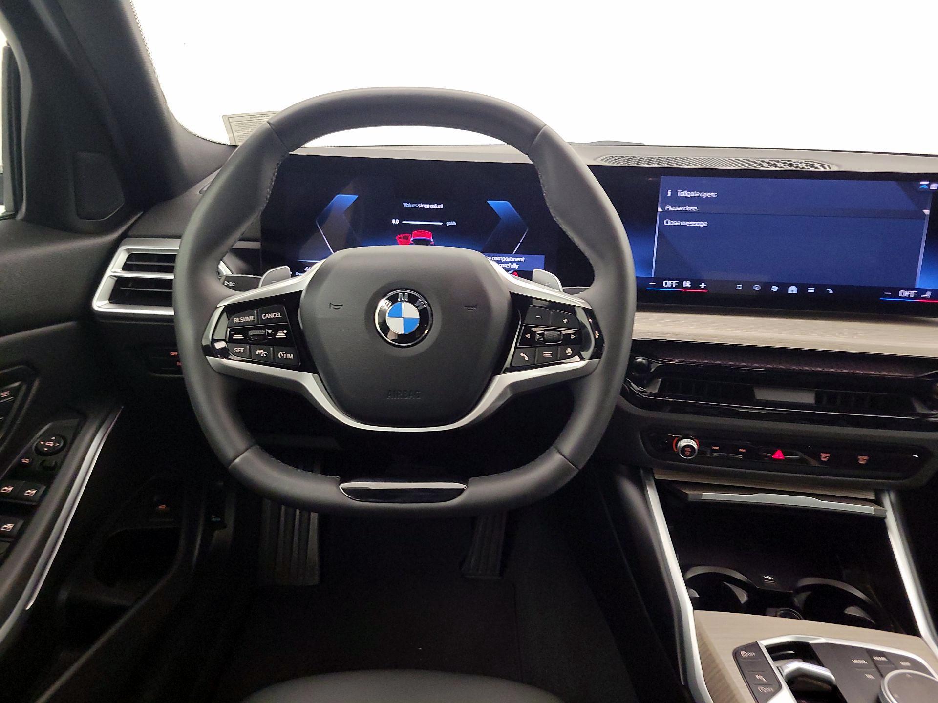 Thumbnail: 2025 BMW 3 Series - 10