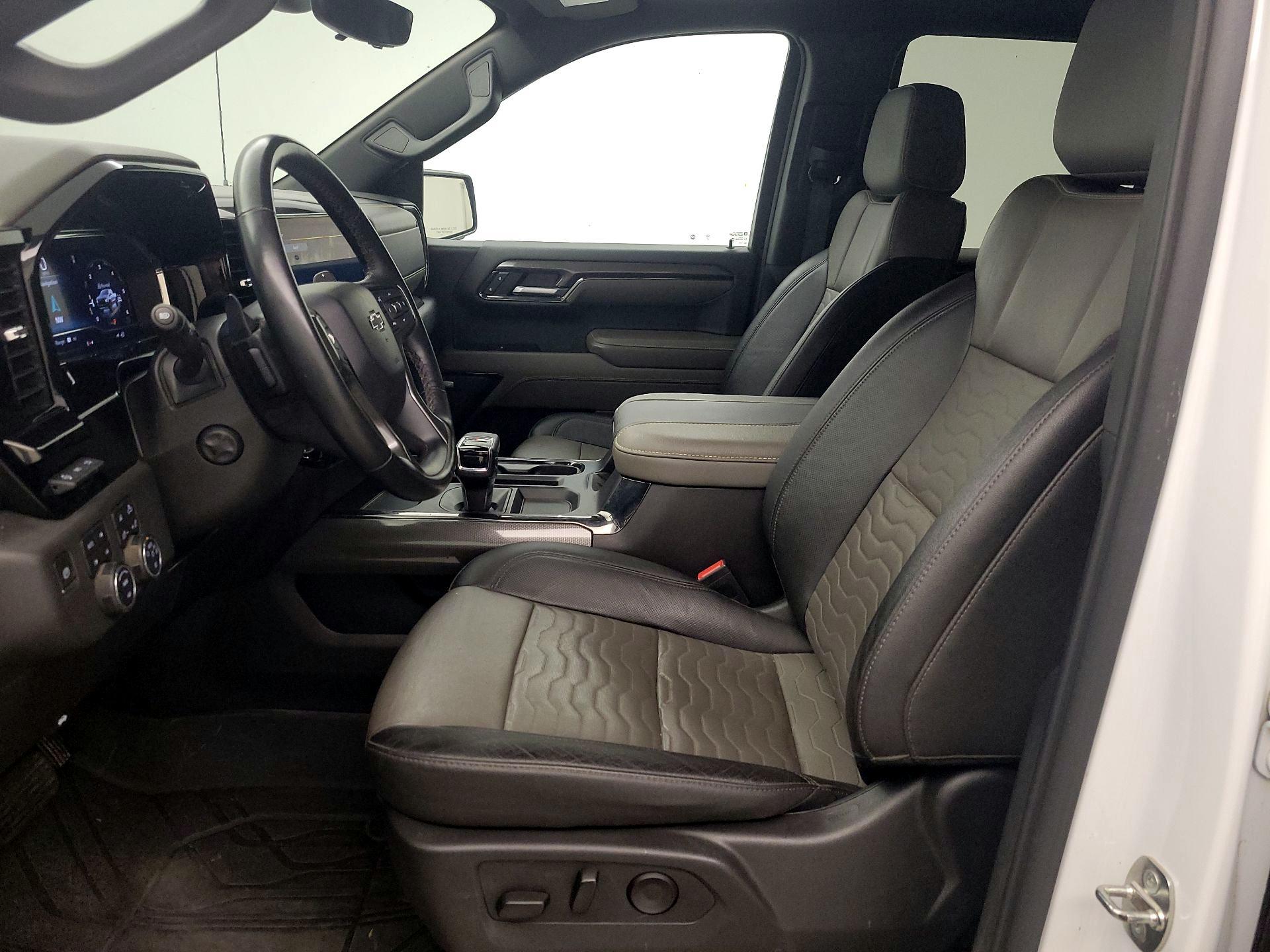 Thumbnail: 2024 Chevrolet Silverado 1500 - 9