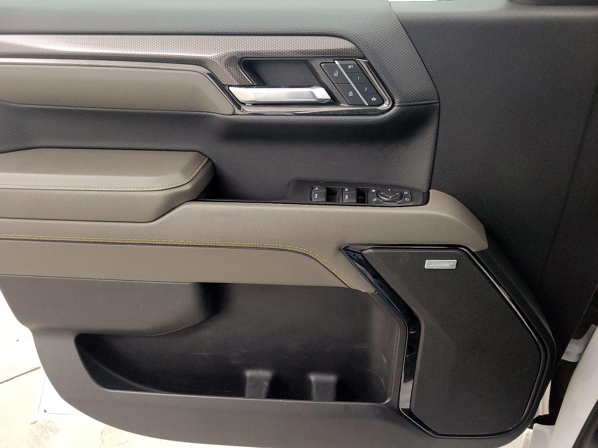 Thumbnail: 2024 Chevrolet Silverado 1500 - 10