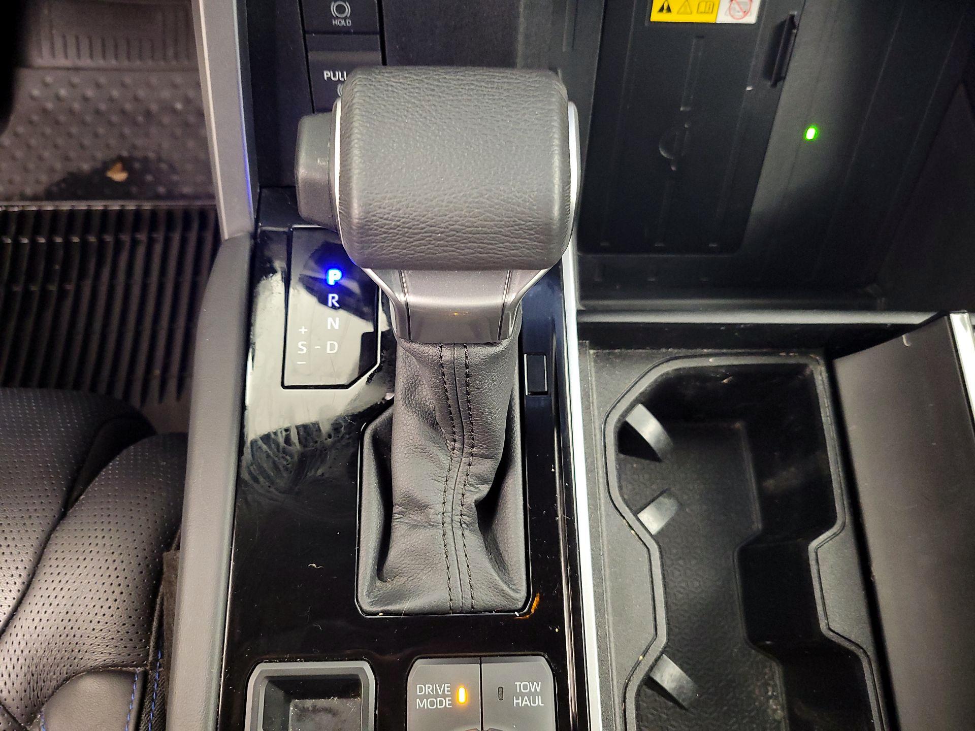 Thumbnail: 2024 Toyota Sequoia - 17