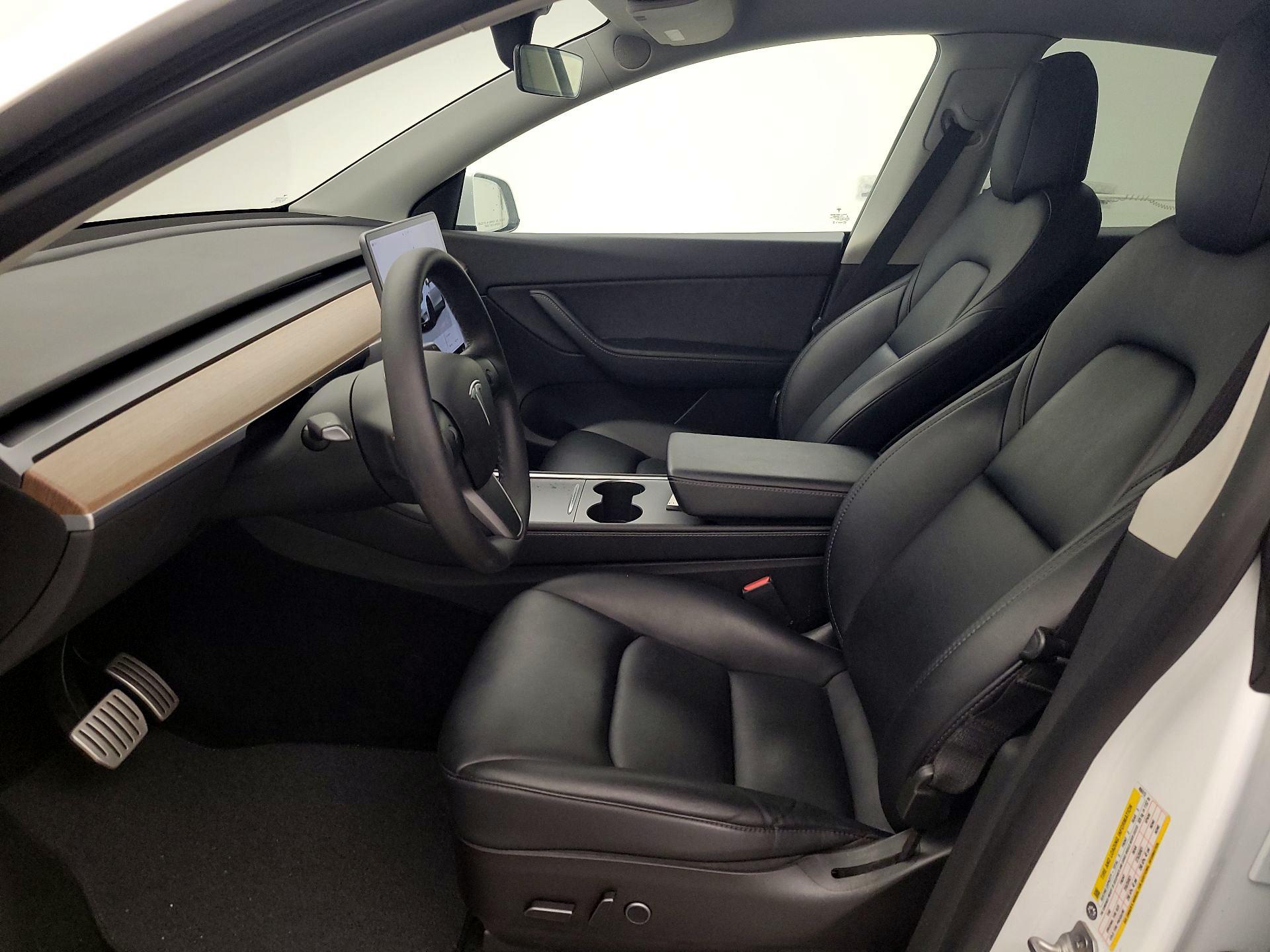 Thumbnail: 2022 Tesla Model Y - 11