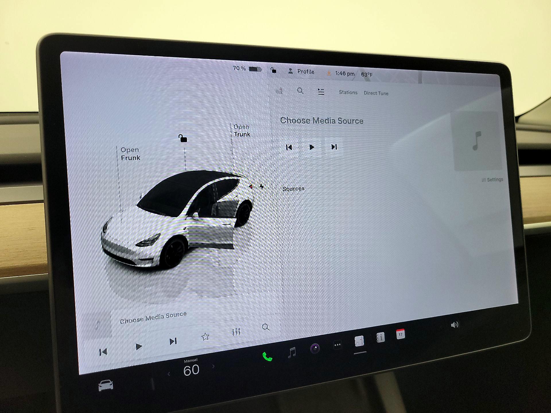 Thumbnail: 2022 Tesla Model Y - 15