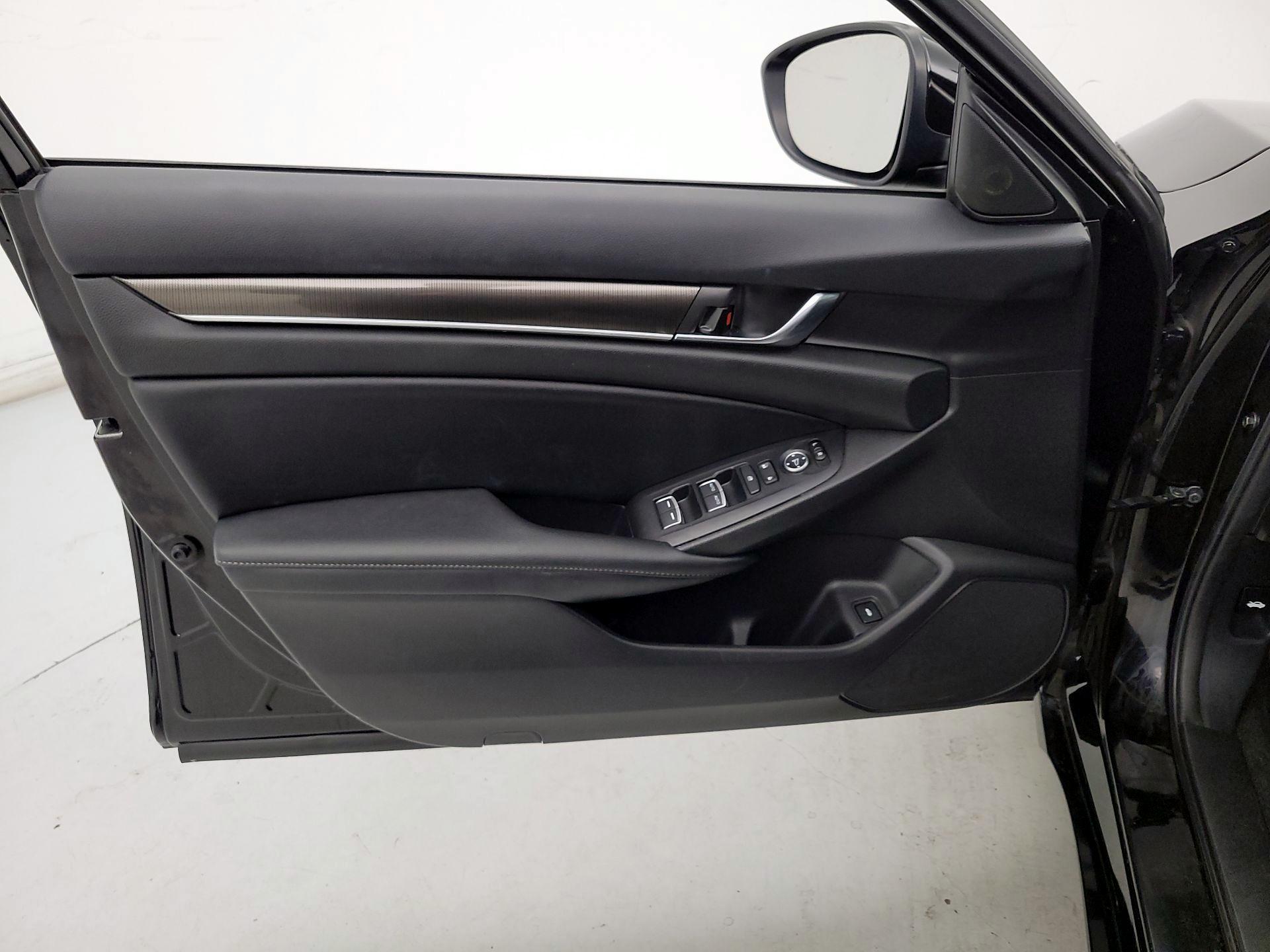 Thumbnail: 2021 Honda Accord - 12