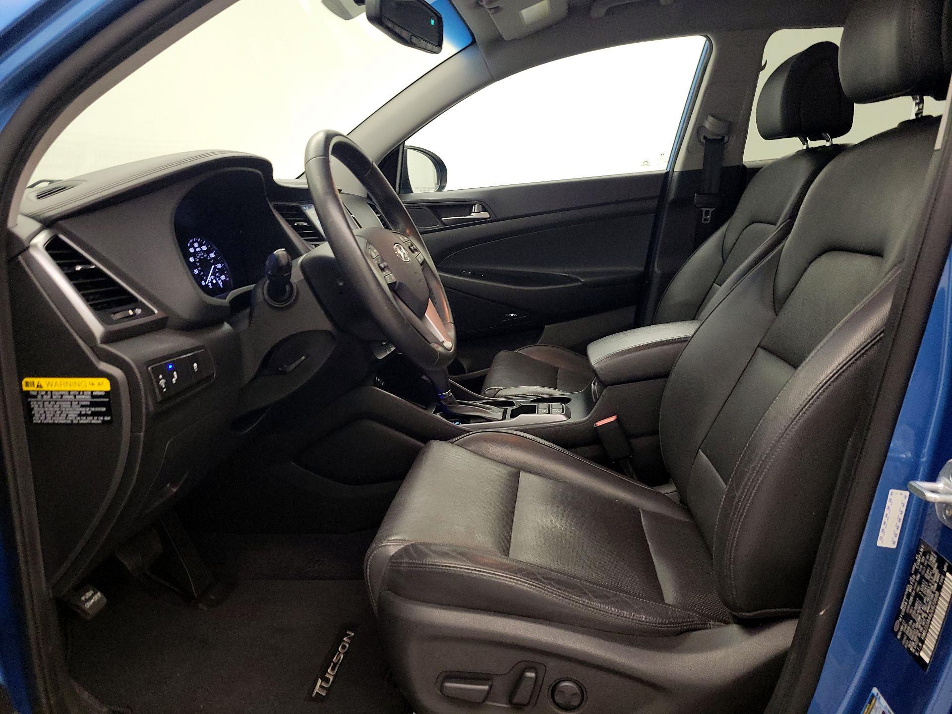 Thumbnail: 2018 Hyundai Tucson - 11