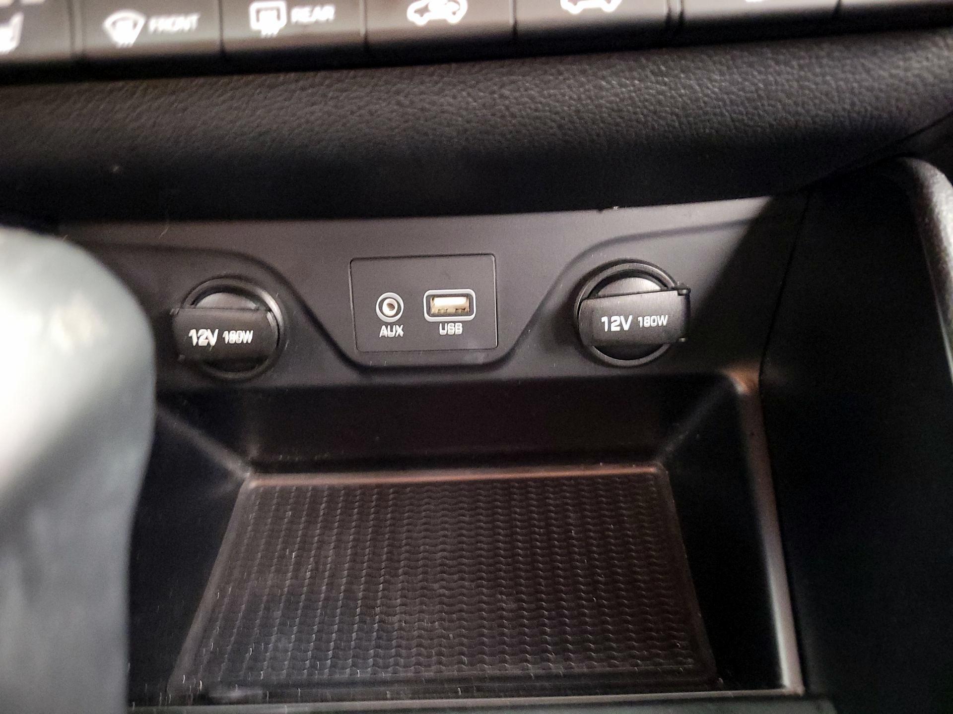 Thumbnail: 2018 Hyundai Tucson - 18