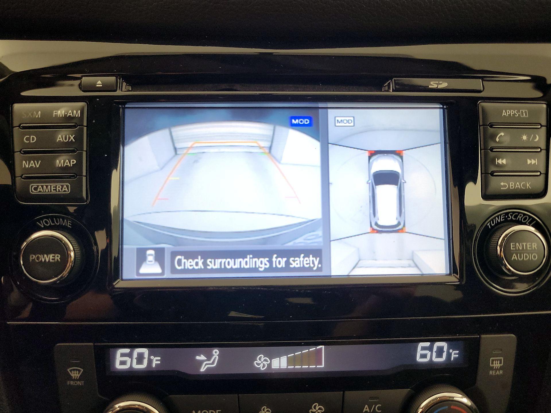 Thumbnail: 2016 Nissan Rogue - 15