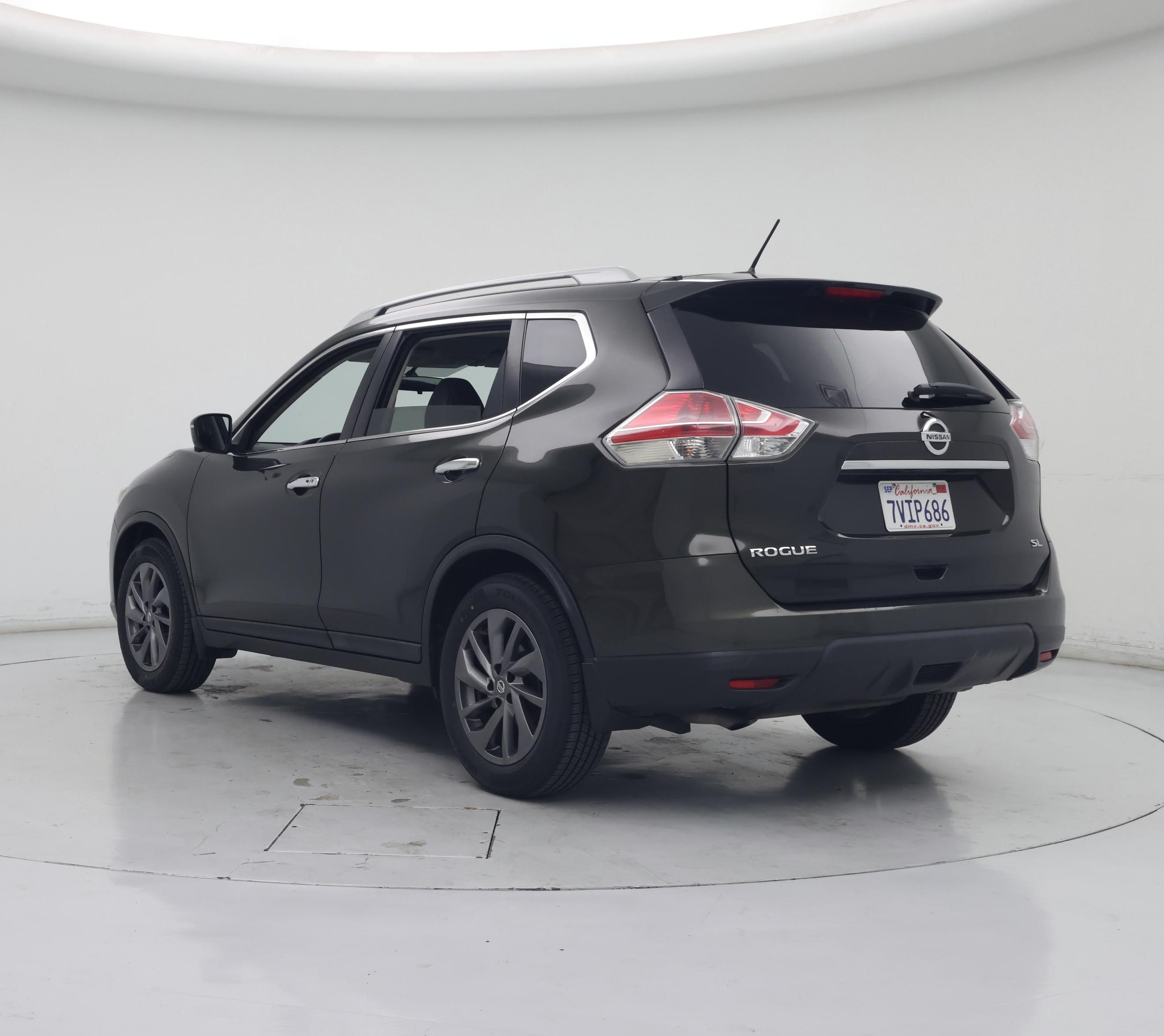 Thumbnail: 2016 Nissan Rogue - 2