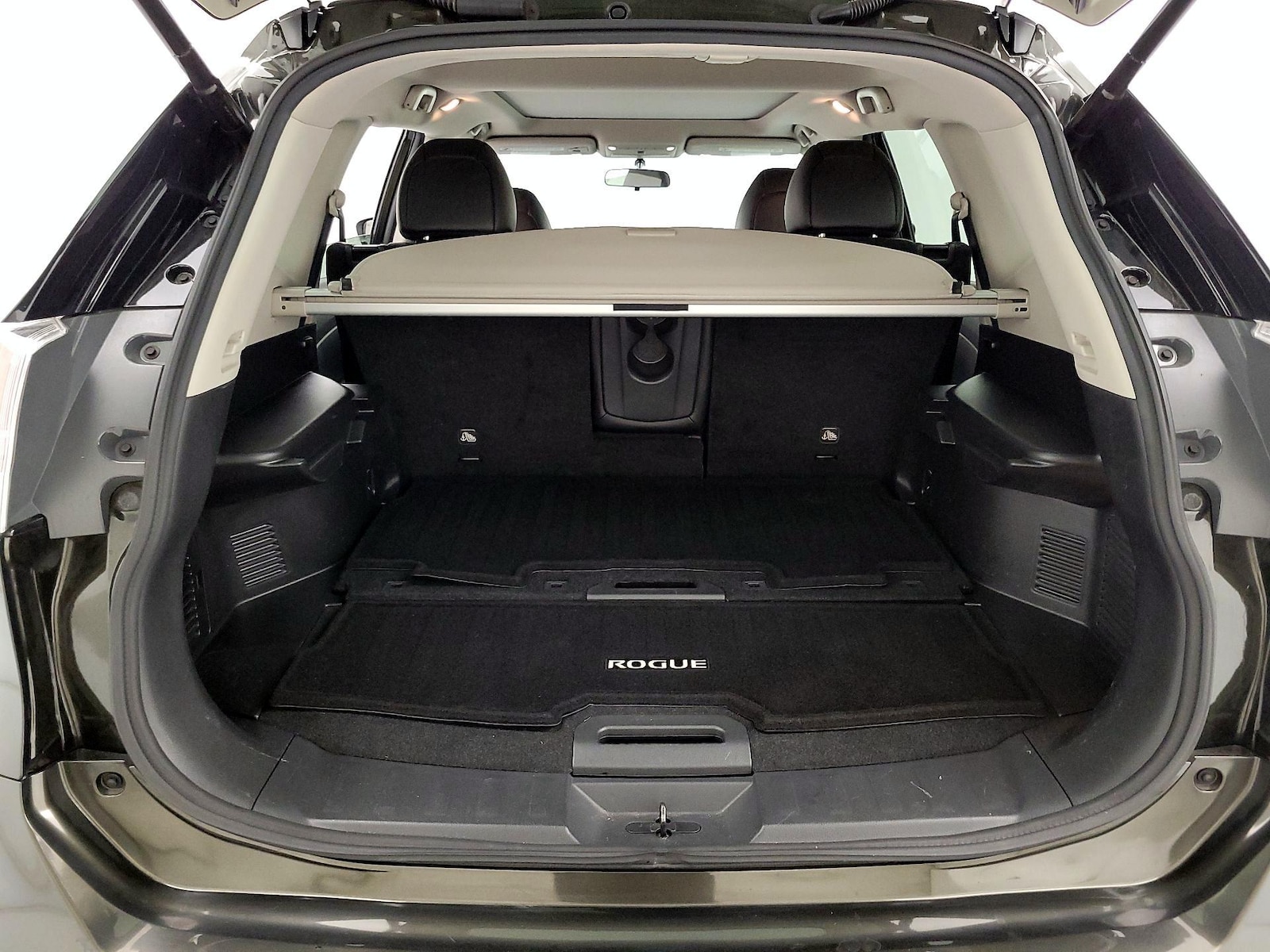 2016 Nissan Rogue SL - Photo 23