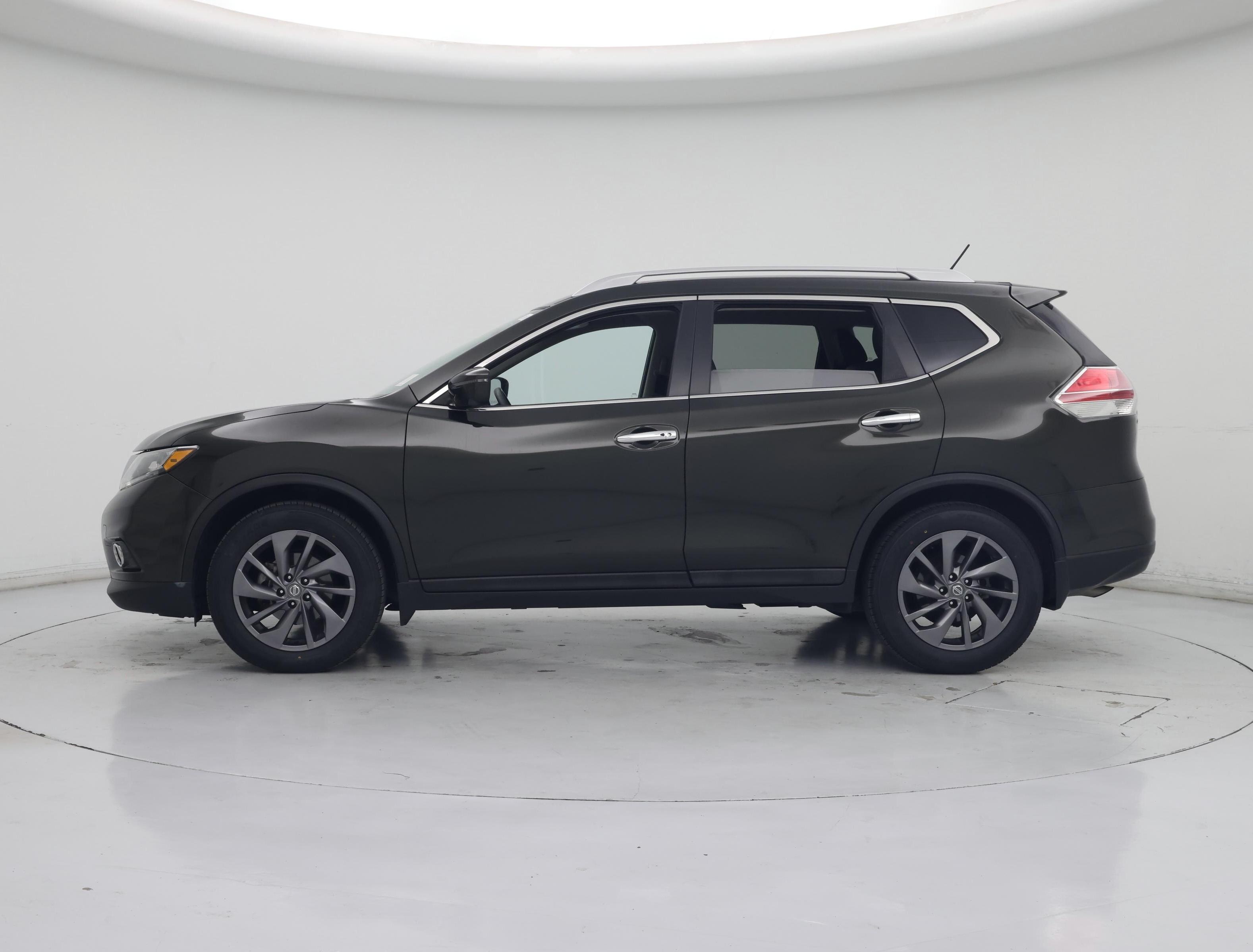 Thumbnail: 2016 Nissan Rogue - 3