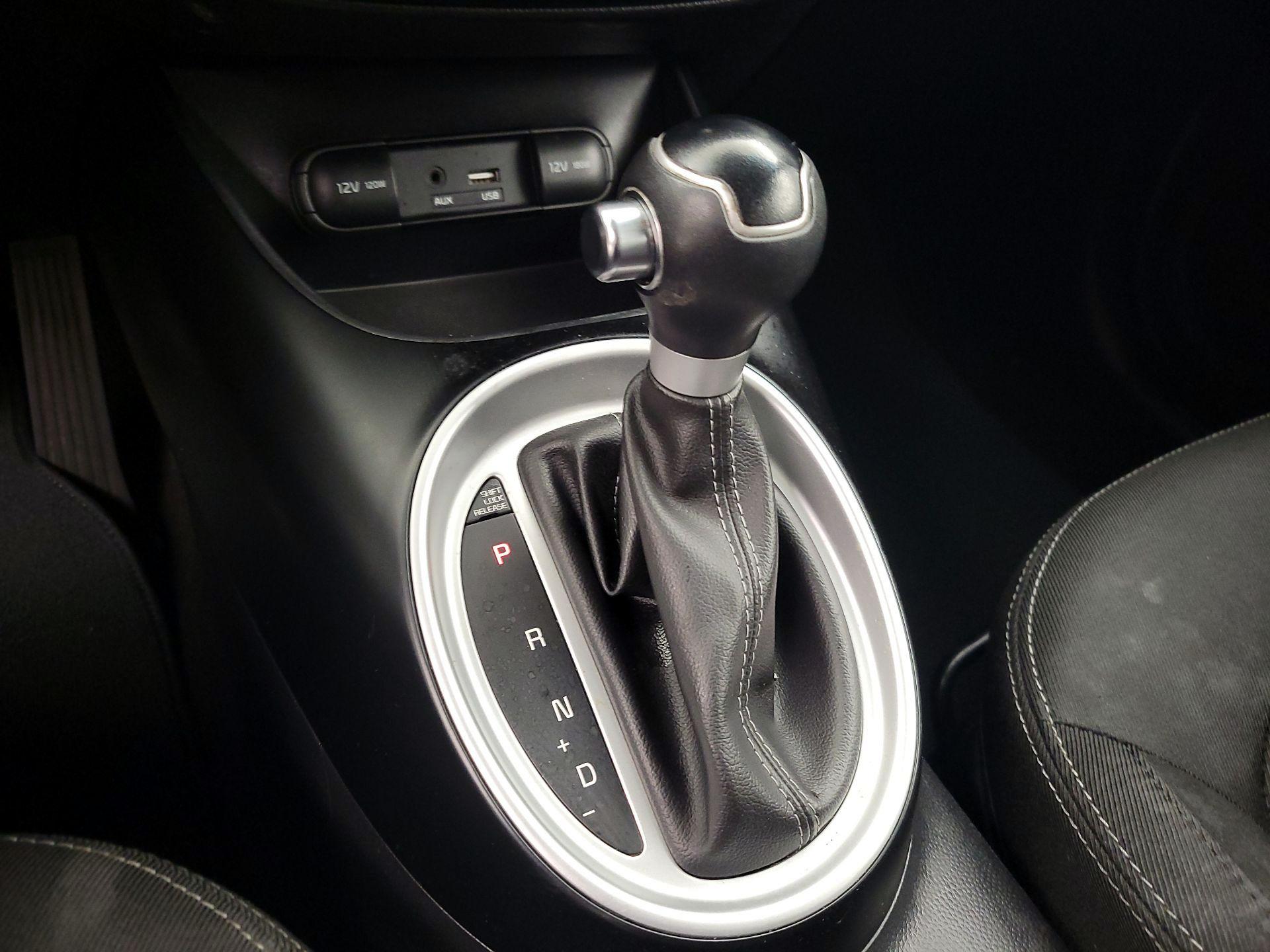 Thumbnail: 2018 Kia Soul - 17