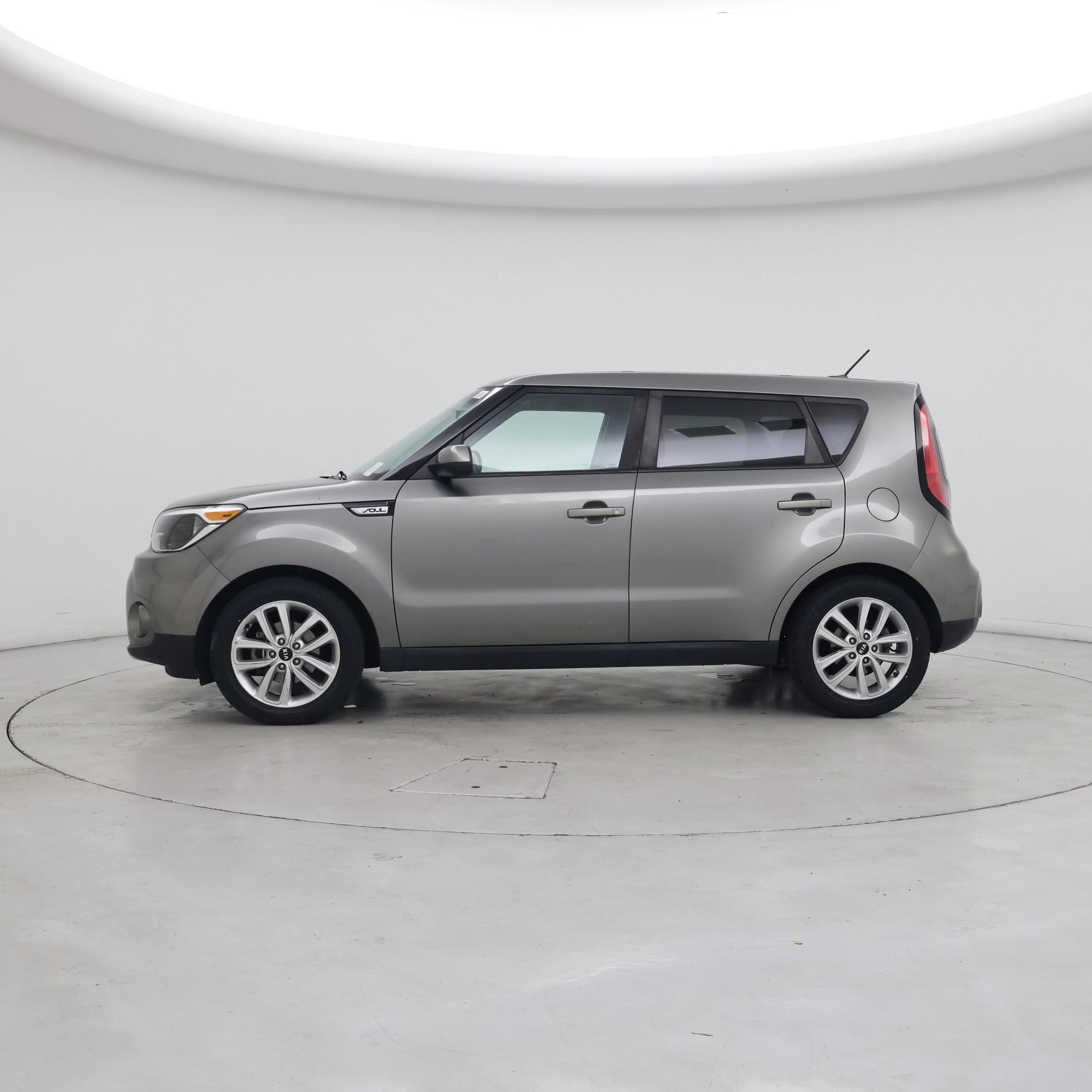 Thumbnail: 2018 Kia Soul - 3