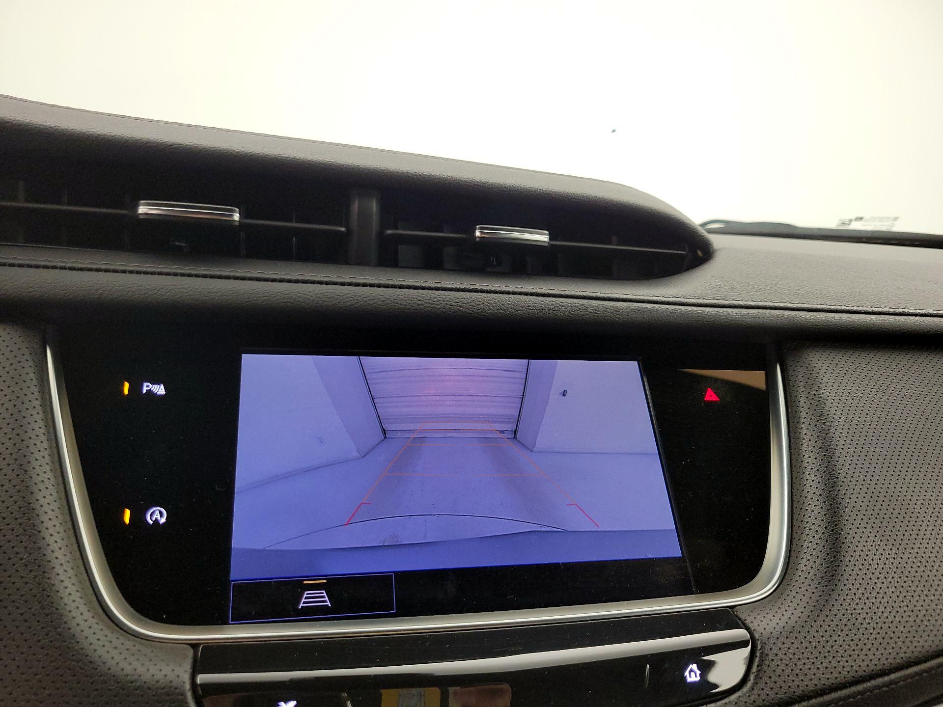 Thumbnail: 2025 Cadillac XT5 - 15