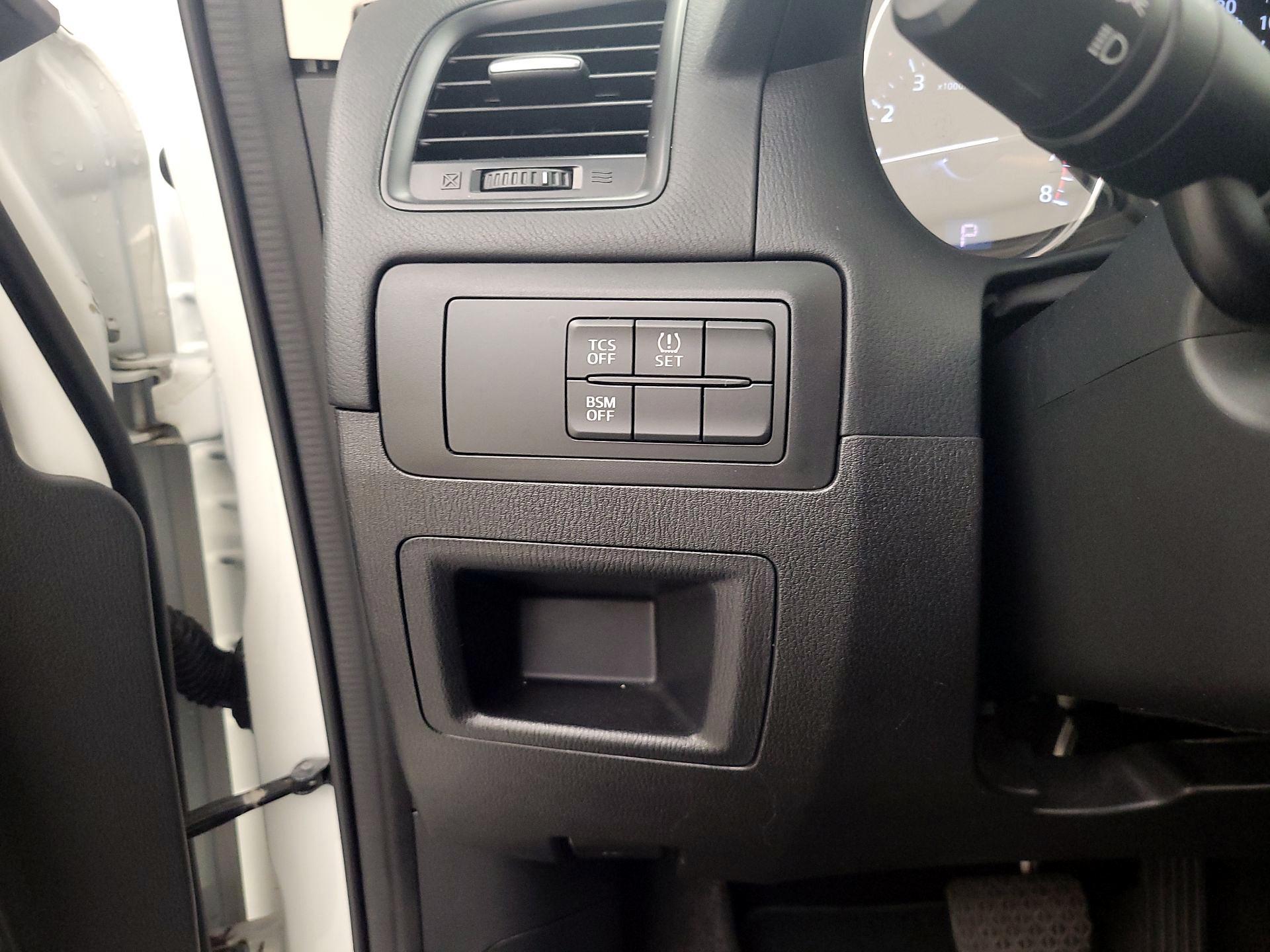 Thumbnail: 2015 Mazda CX-5 - 13