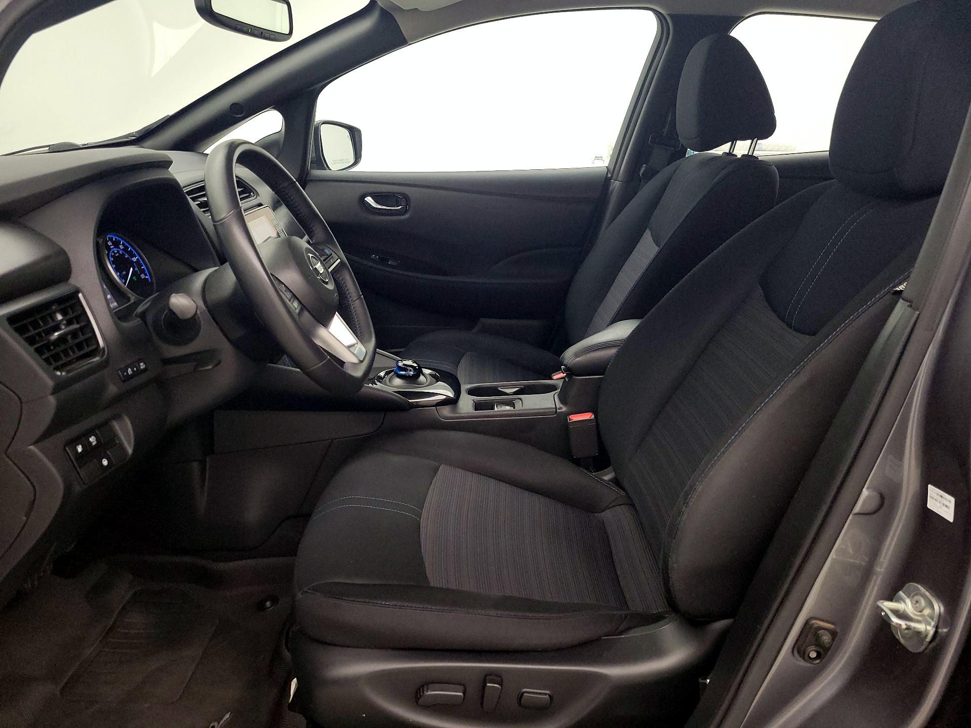 Thumbnail: 2020 Nissan Leaf - 11