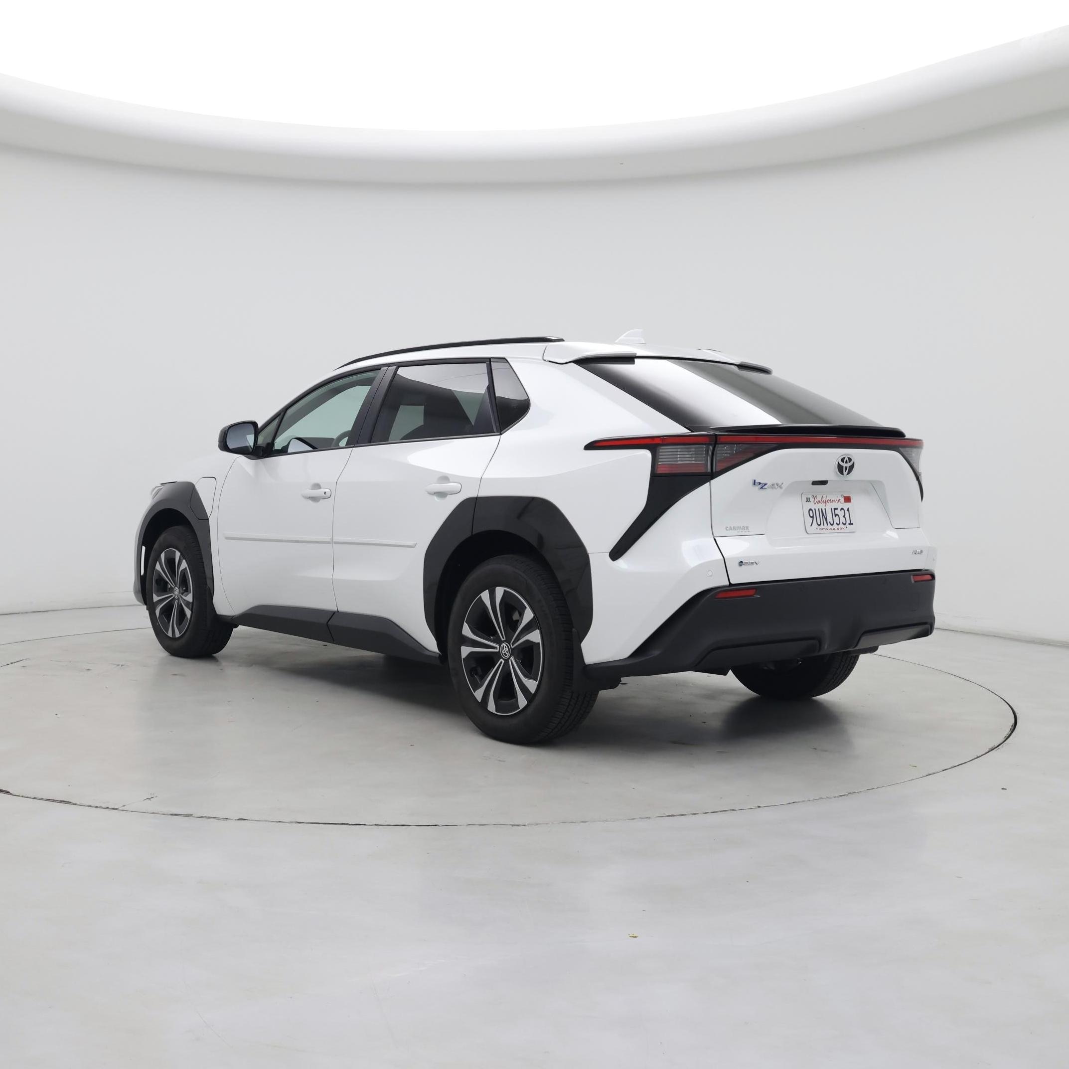 Thumbnail: 2025 Toyota bZ4X - 2