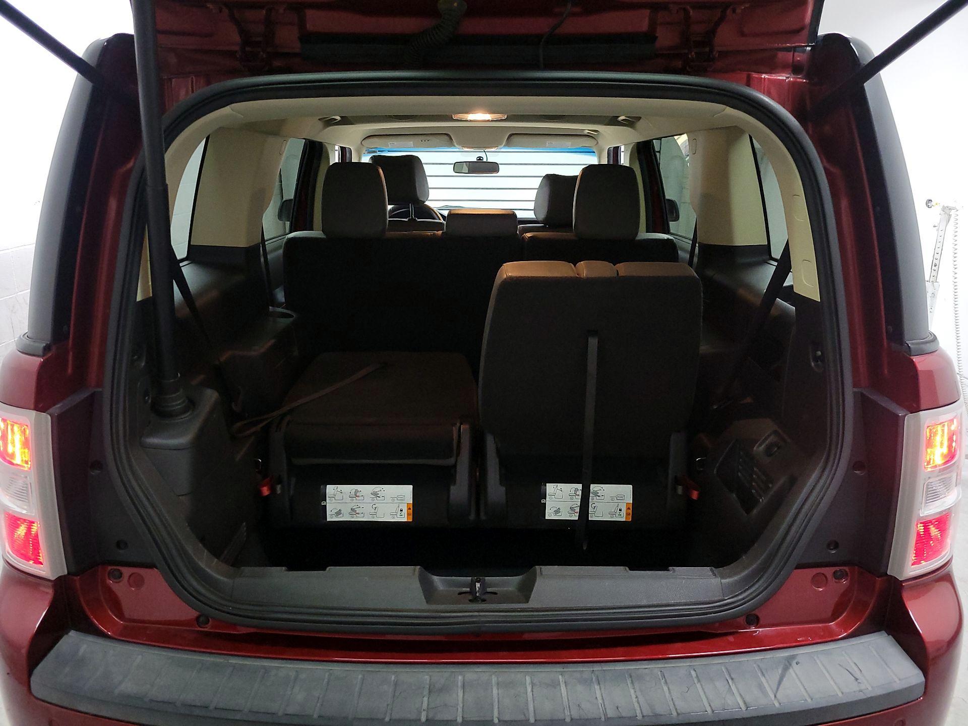 Thumbnail: 2018 Ford Flex - 17