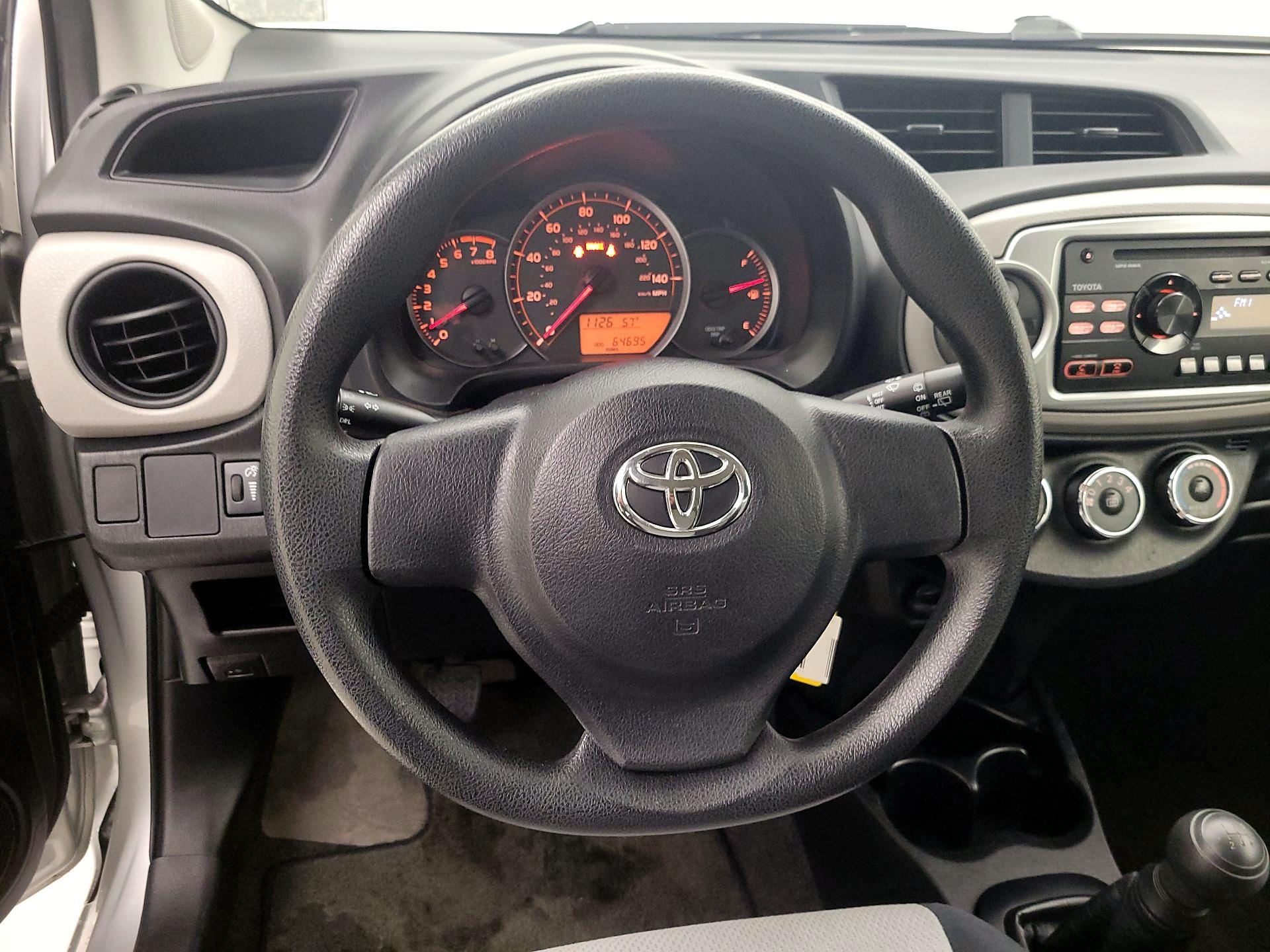 Thumbnail: 2014 Toyota Yaris - 10