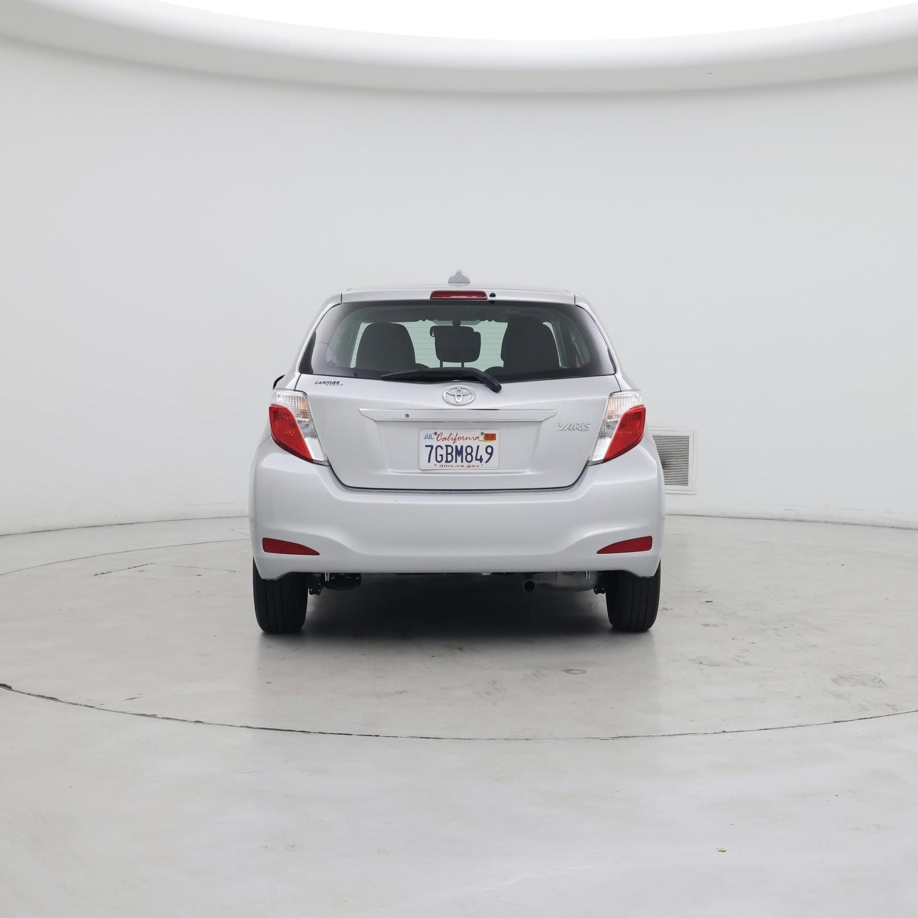 Thumbnail: 2014 Toyota Yaris - 6