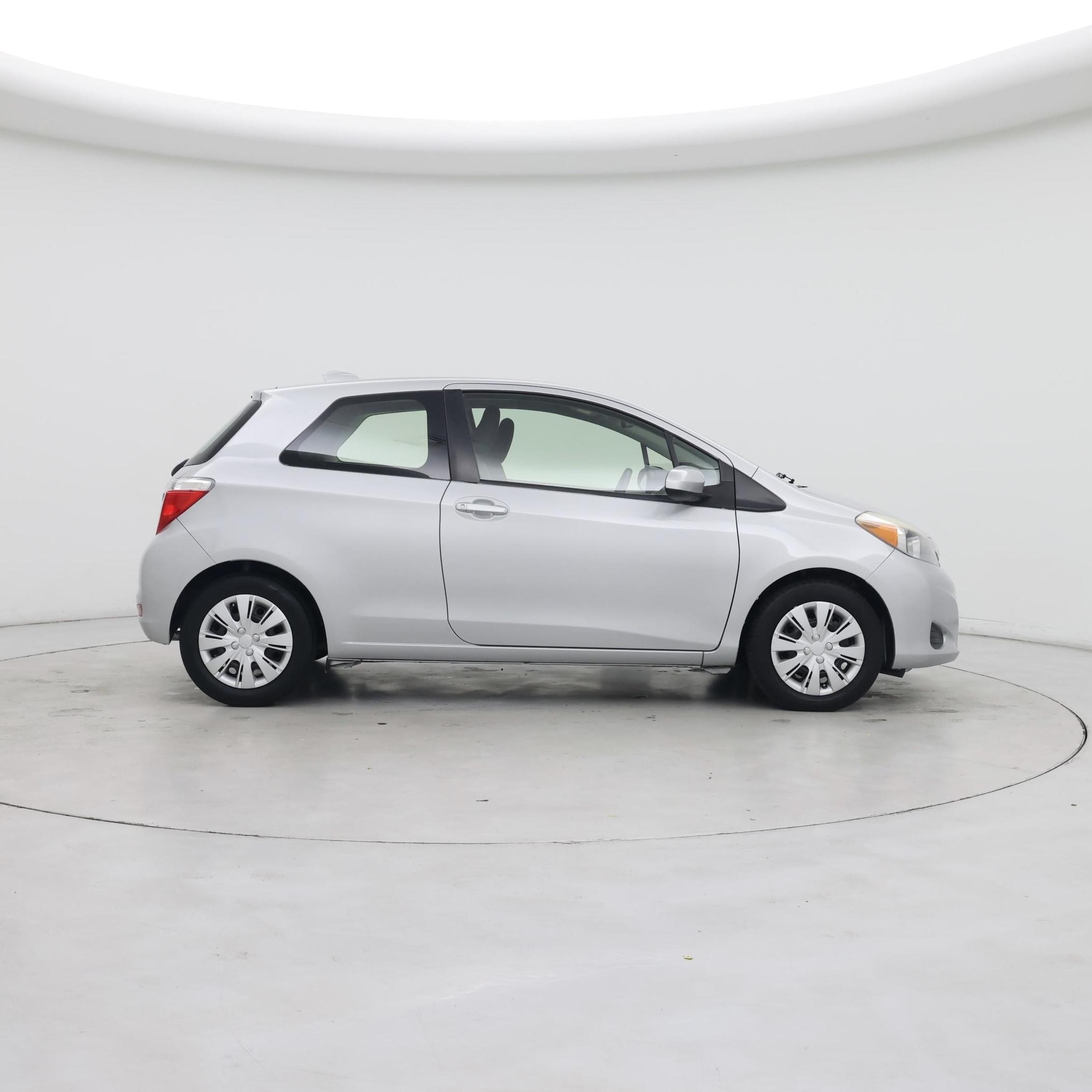 Thumbnail: 2014 Toyota Yaris - 7