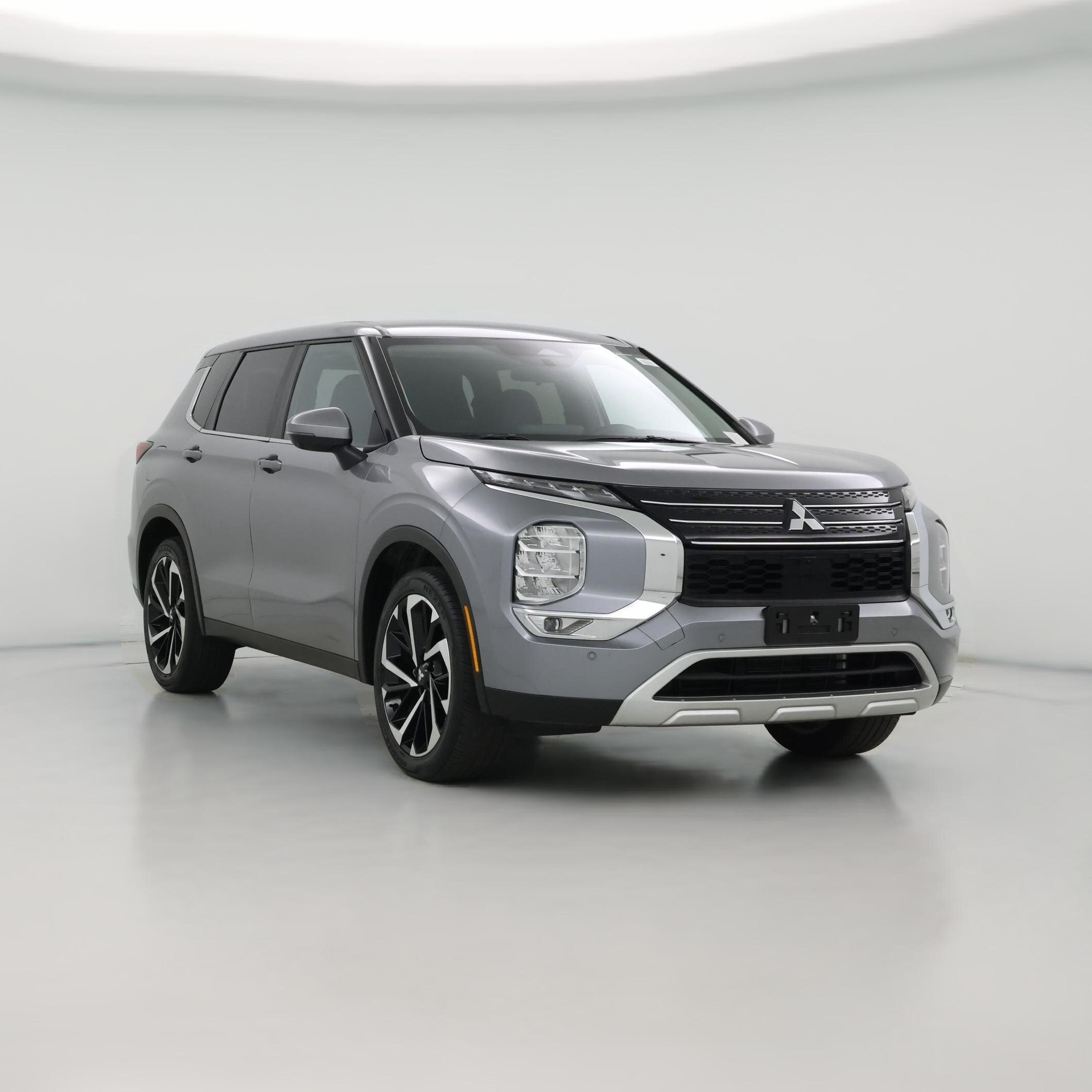 Thumbnail: 2024 Mitsubishi Outlander - 1