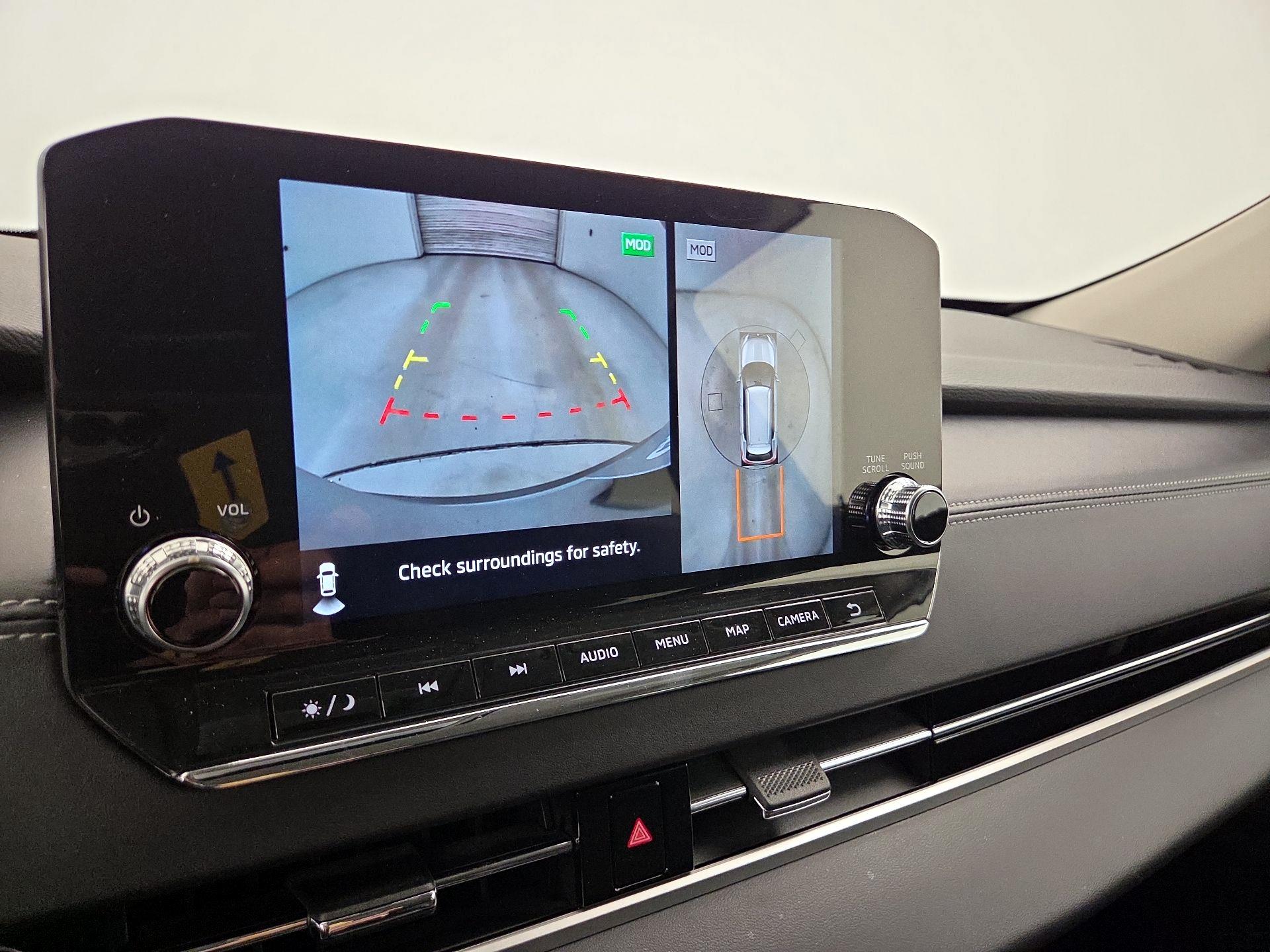 Thumbnail: 2024 Mitsubishi Outlander - 15