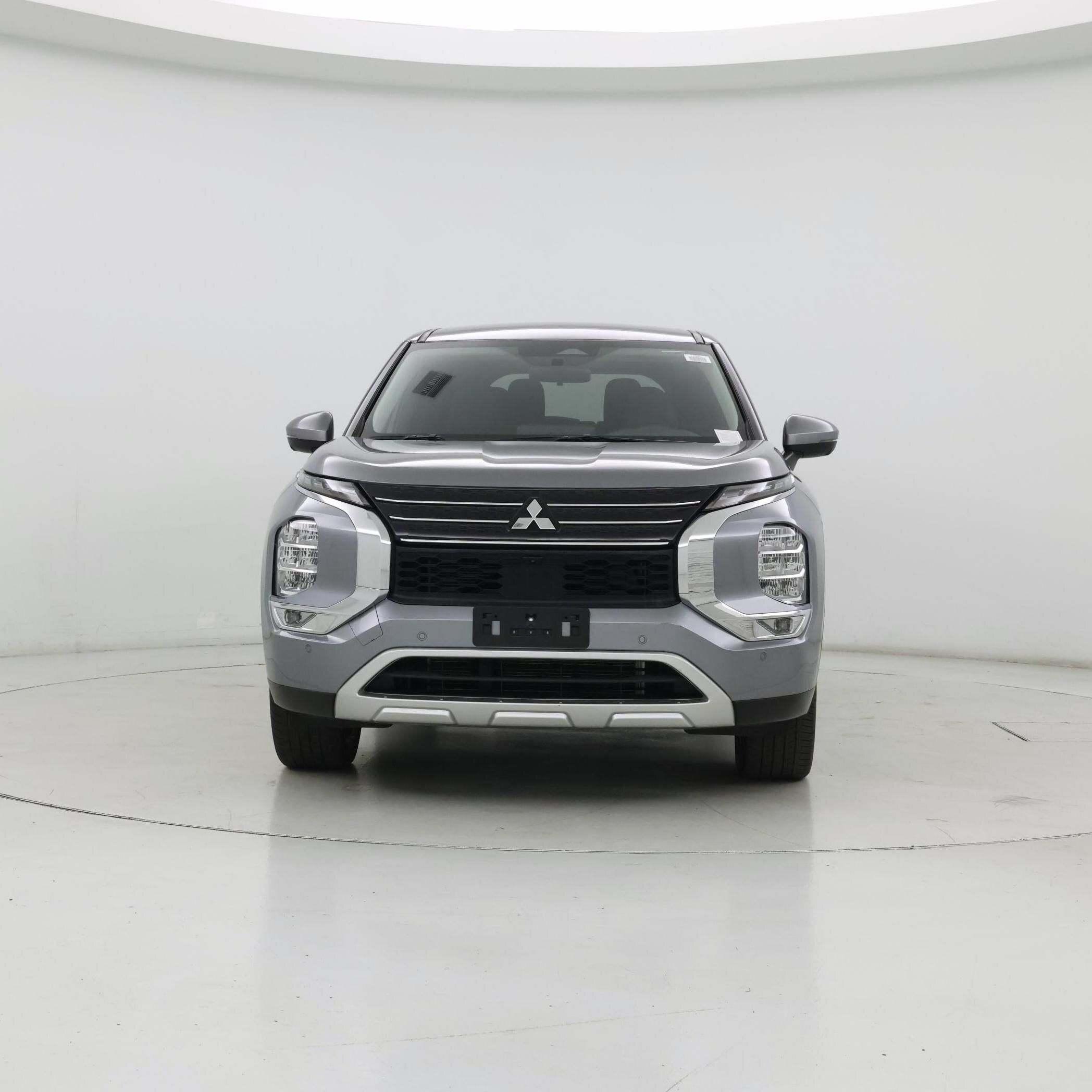 Thumbnail: 2024 Mitsubishi Outlander - 5