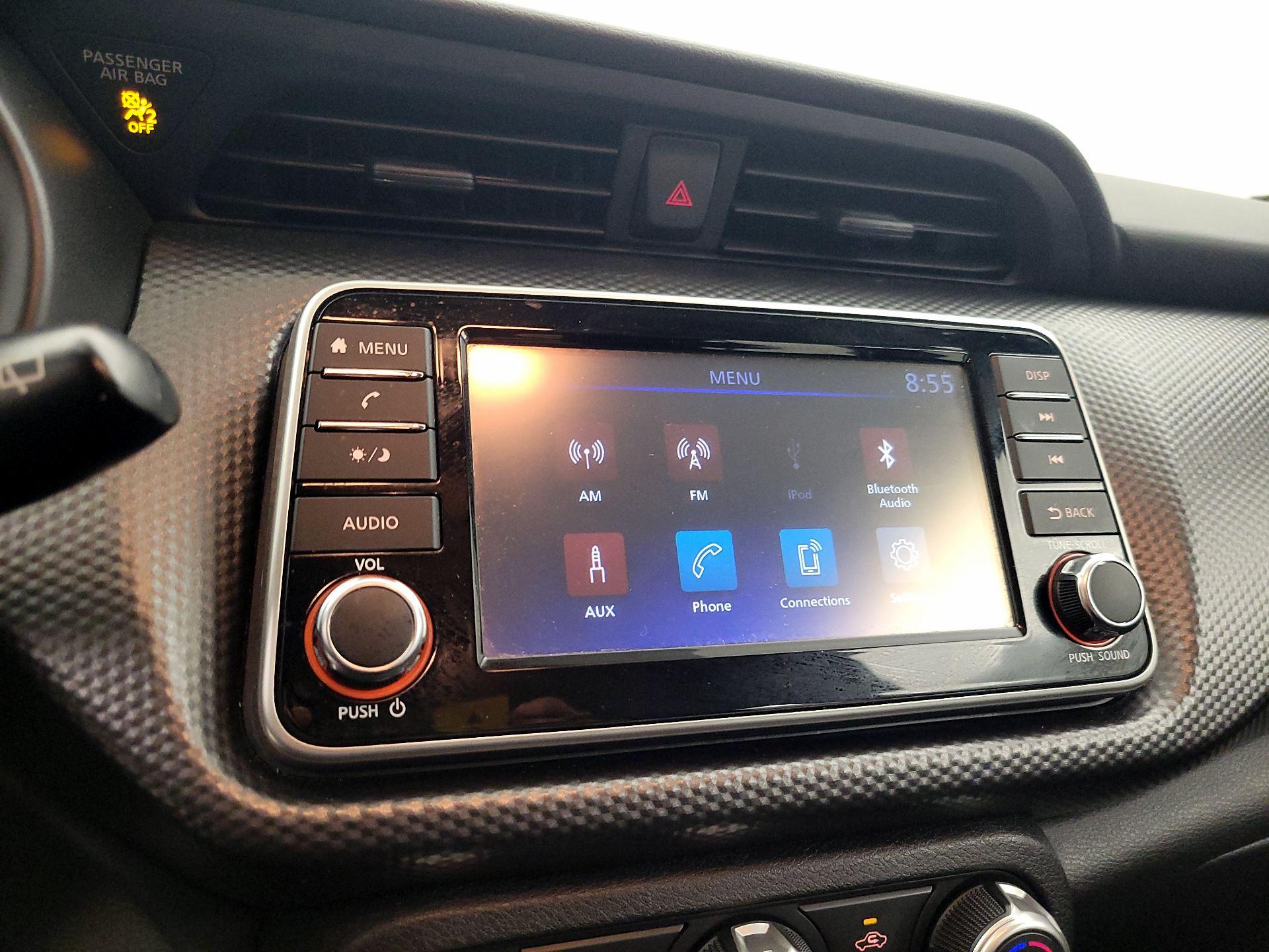 Thumbnail: 2019 Nissan Kicks - 15