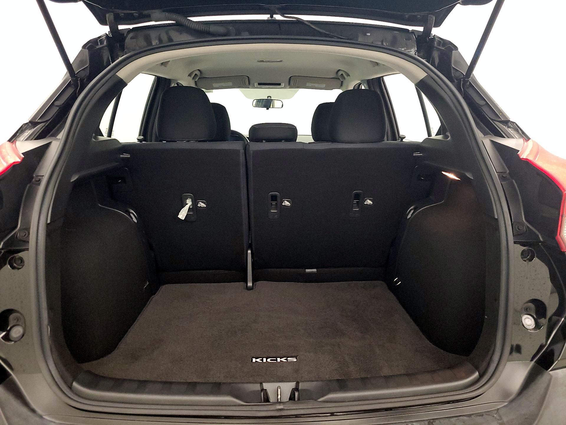 Thumbnail: 2019 Nissan Kicks - 20