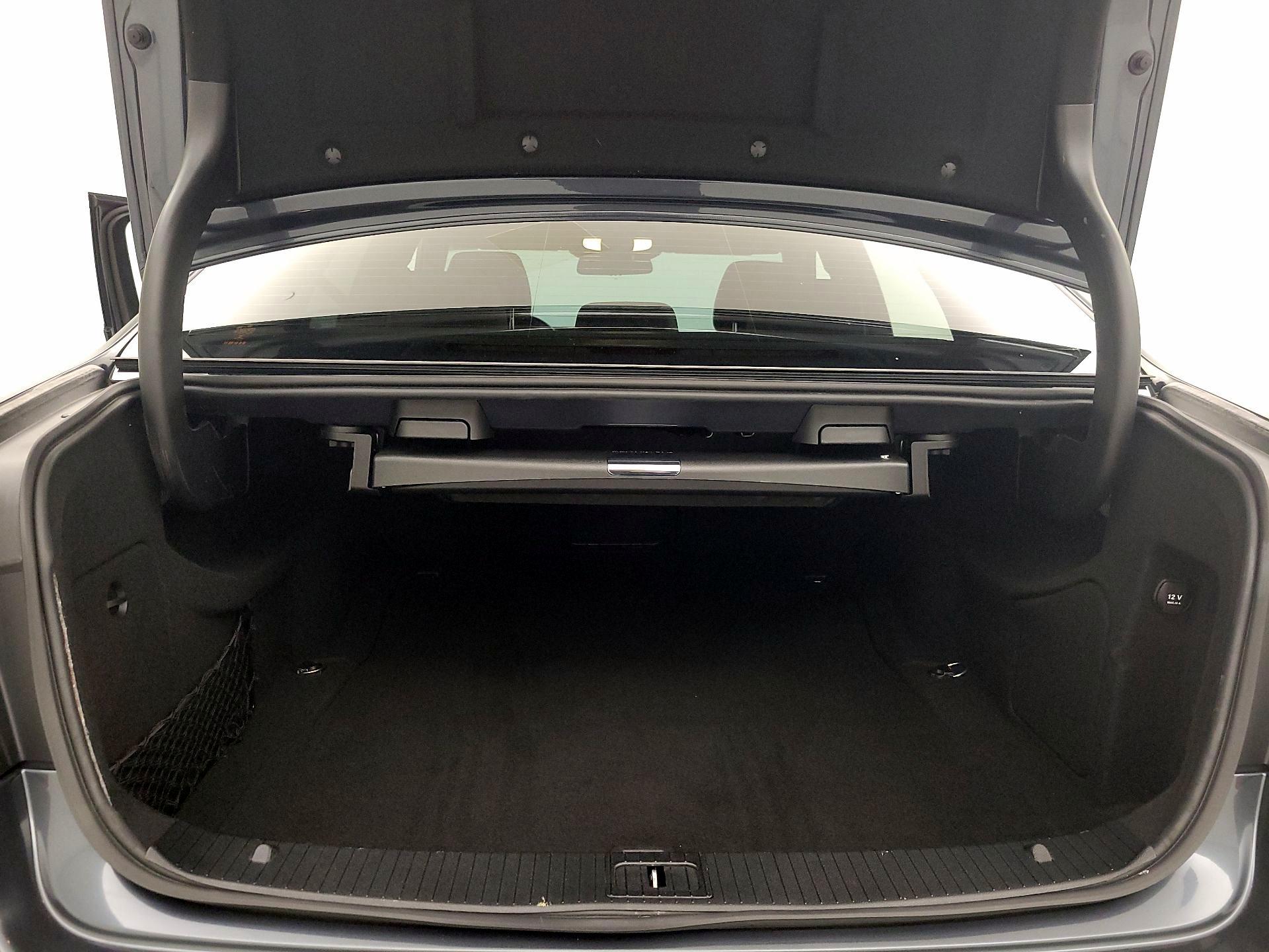 Thumbnail: 2015 Mercedes-Benz E-Class - 20