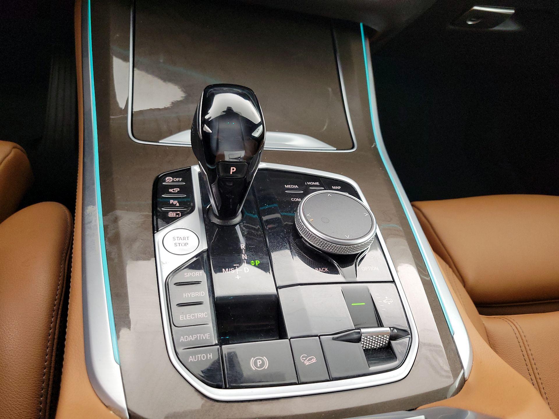 Thumbnail: 2021 BMW X5 - 18