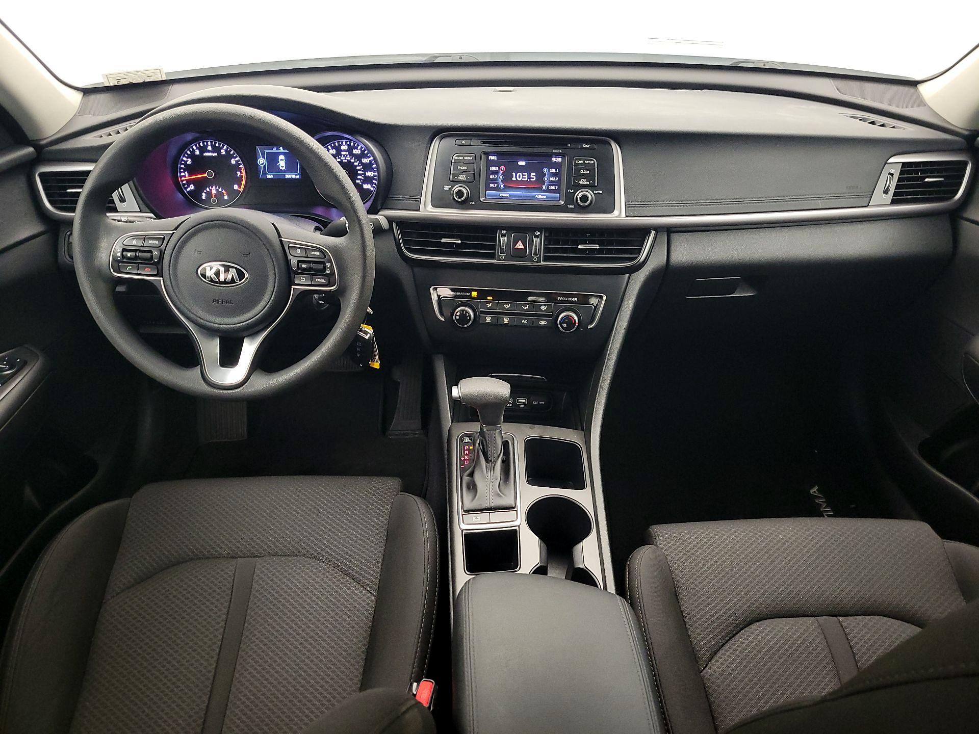 Thumbnail: 2017 Kia Optima - 9