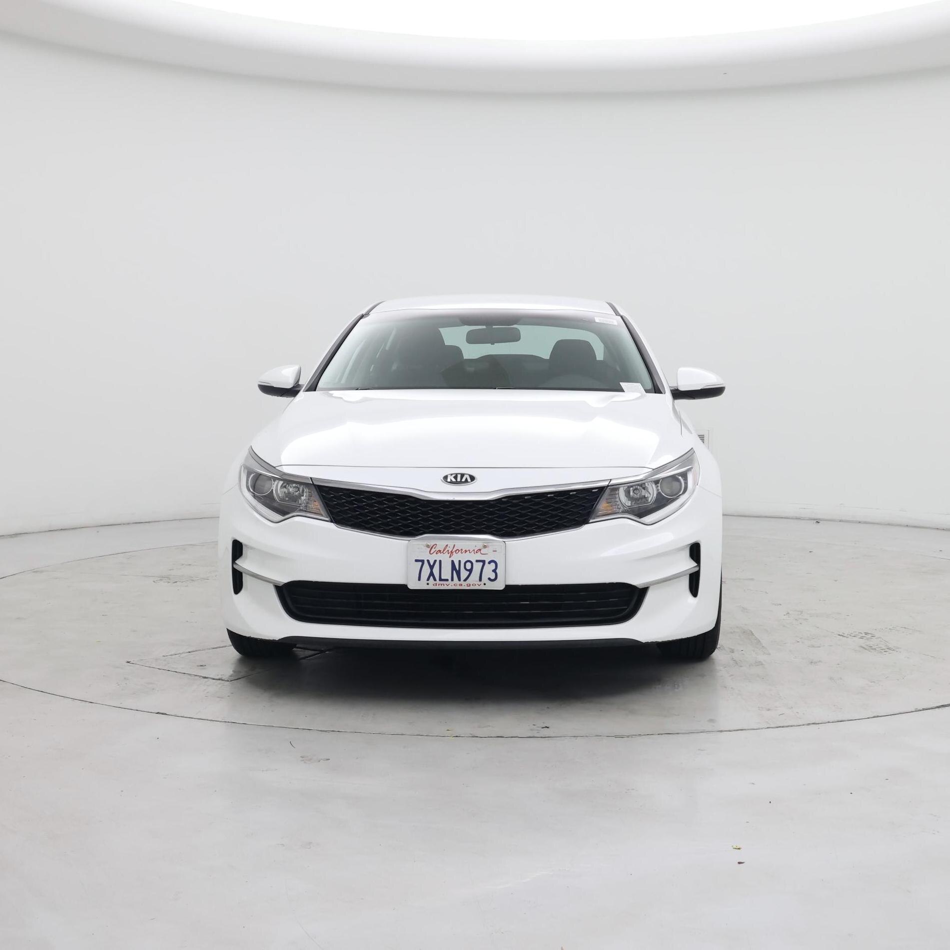 Thumbnail: 2017 Kia Optima - 5