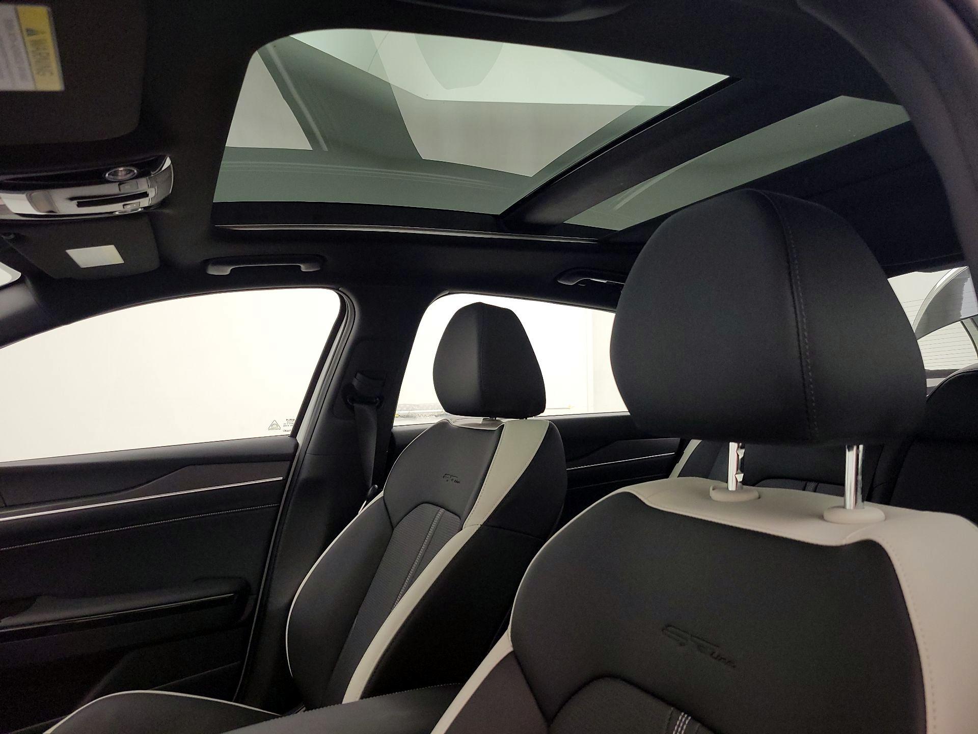 Thumbnail: 2025 Kia K5 - 19