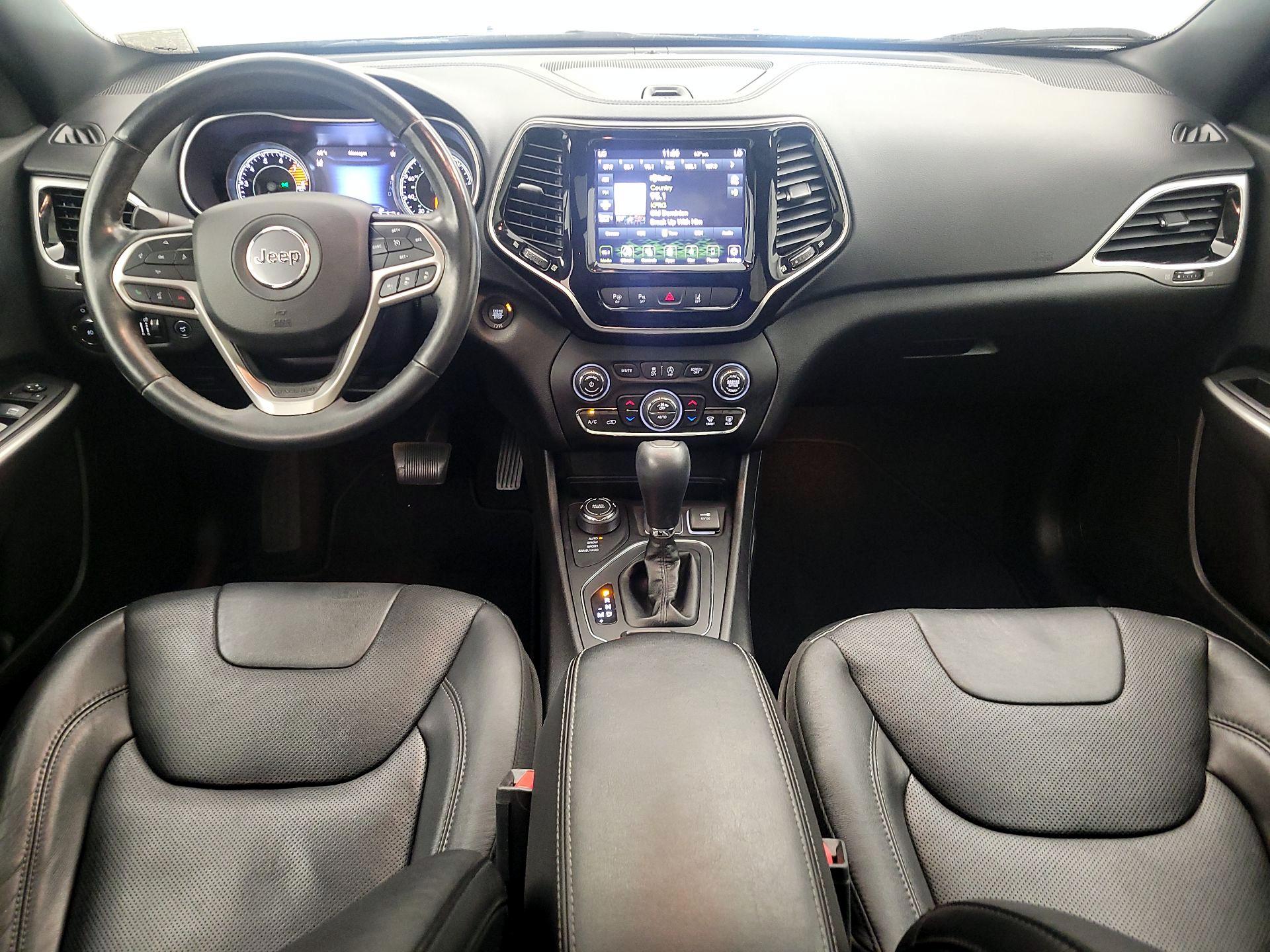 Thumbnail: 2020 Jeep Cherokee - 9