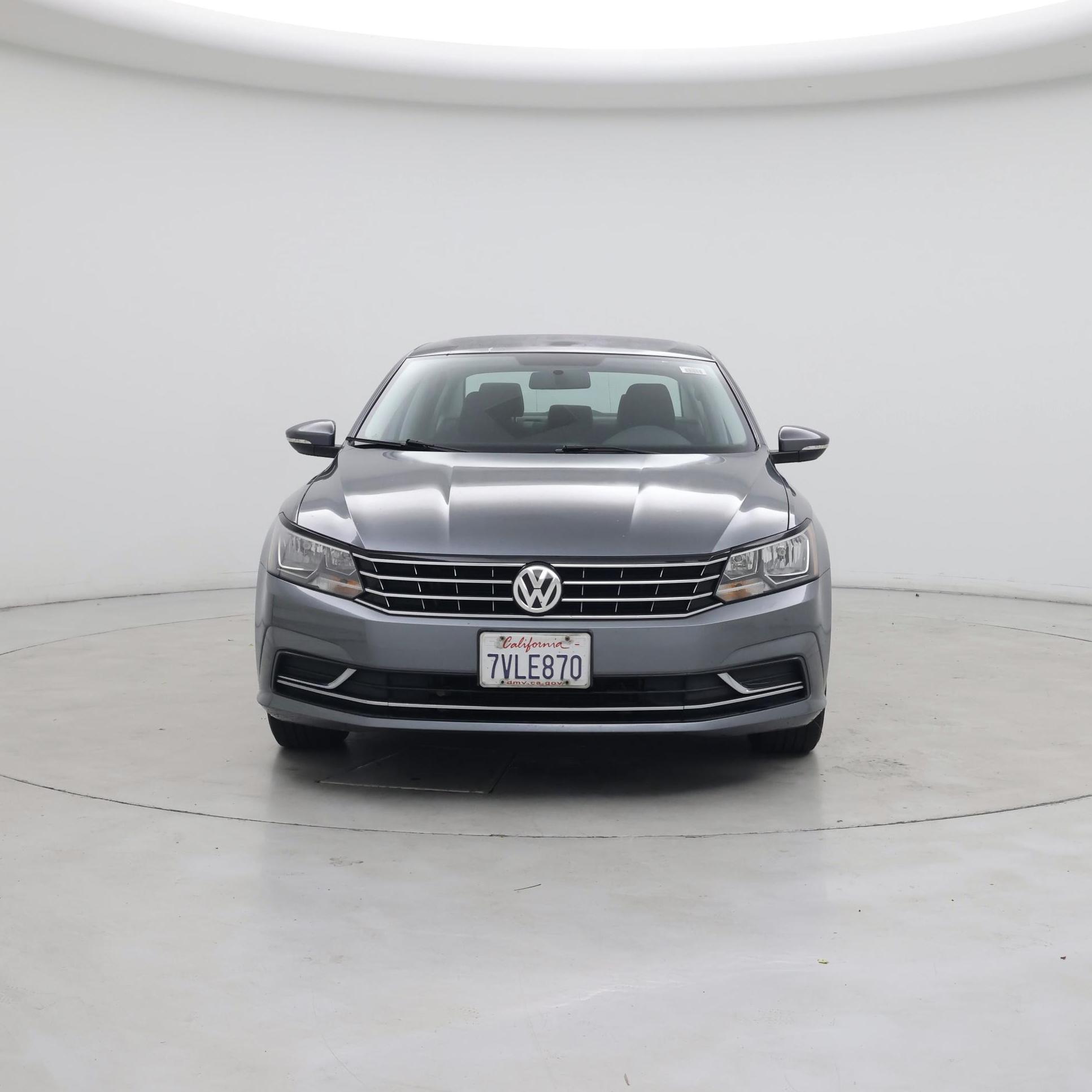 Thumbnail: 2017 Volkswagen Passat - 5