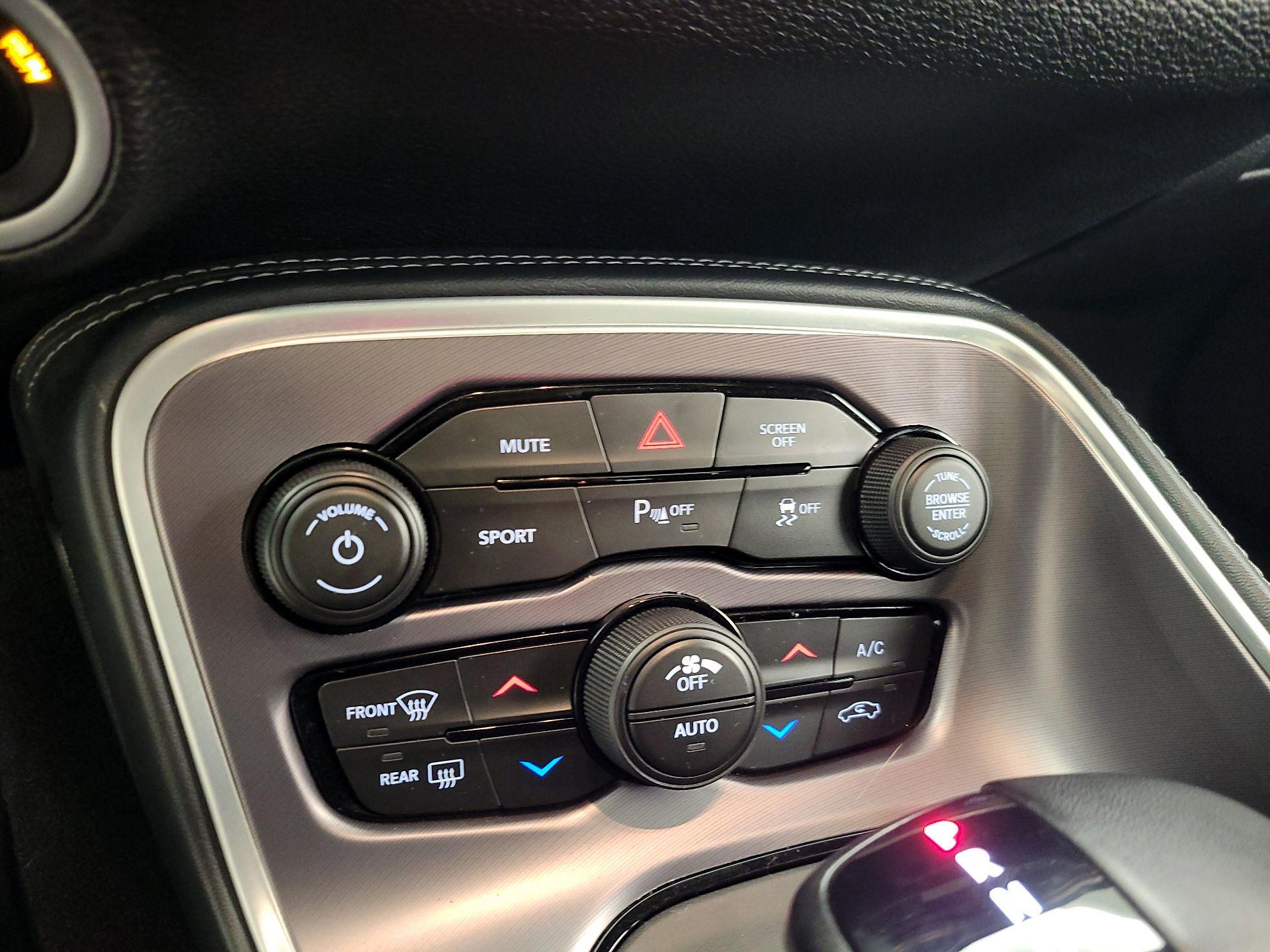 Thumbnail: 2021 Dodge Challenger - 16