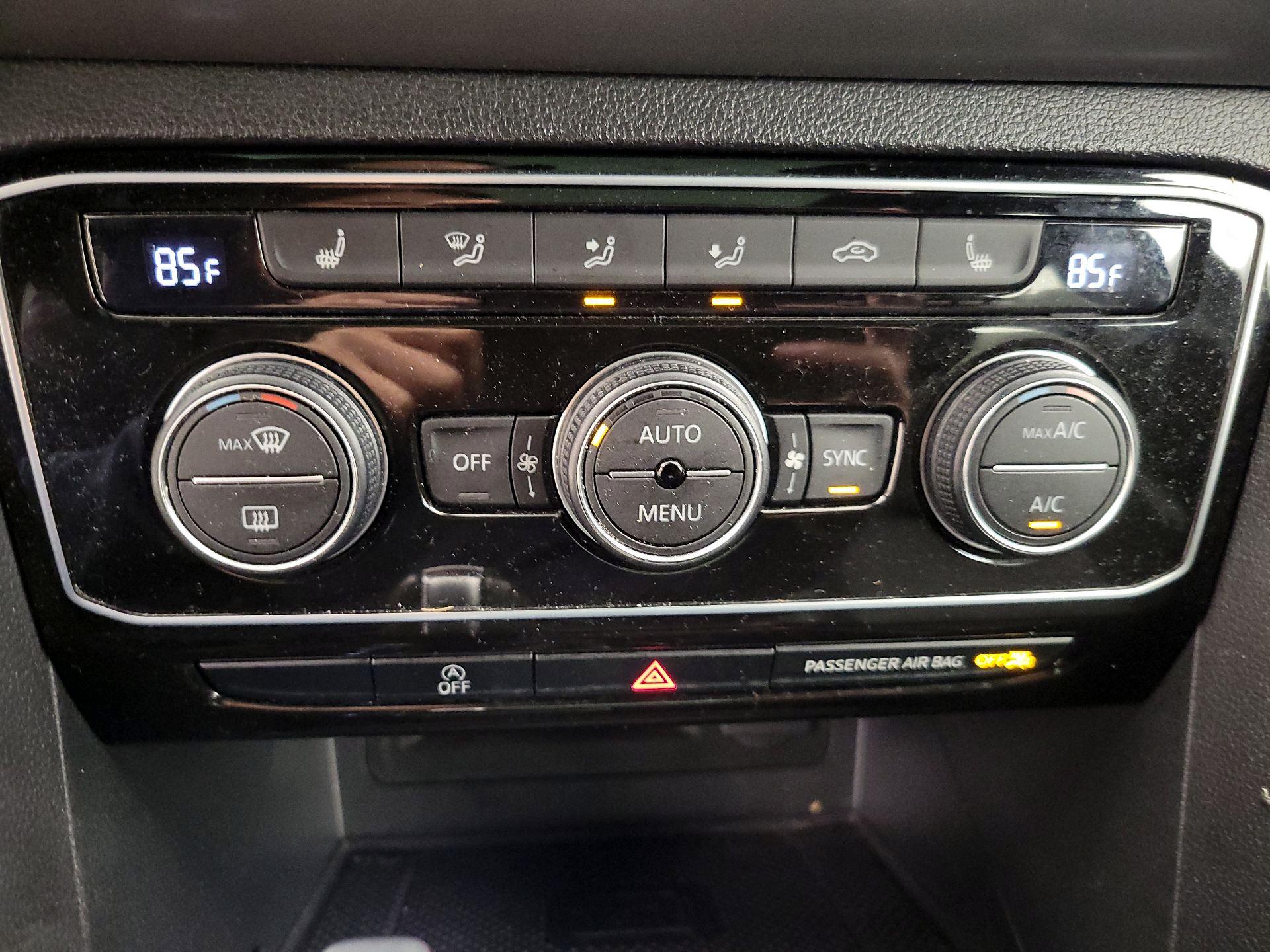 Thumbnail: 2020 Volkswagen Atlas - 17