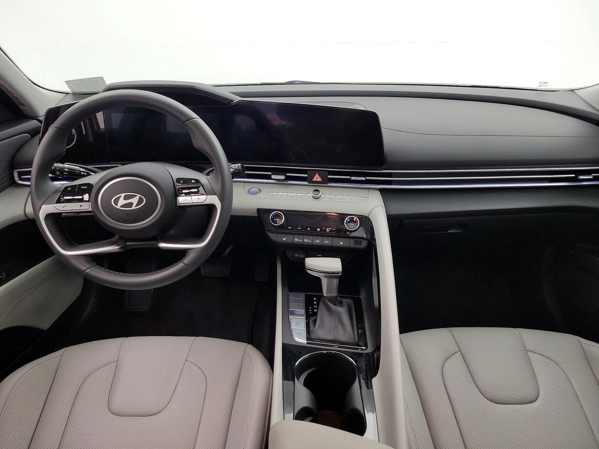 Thumbnail: 2025 Hyundai Elantra - 9