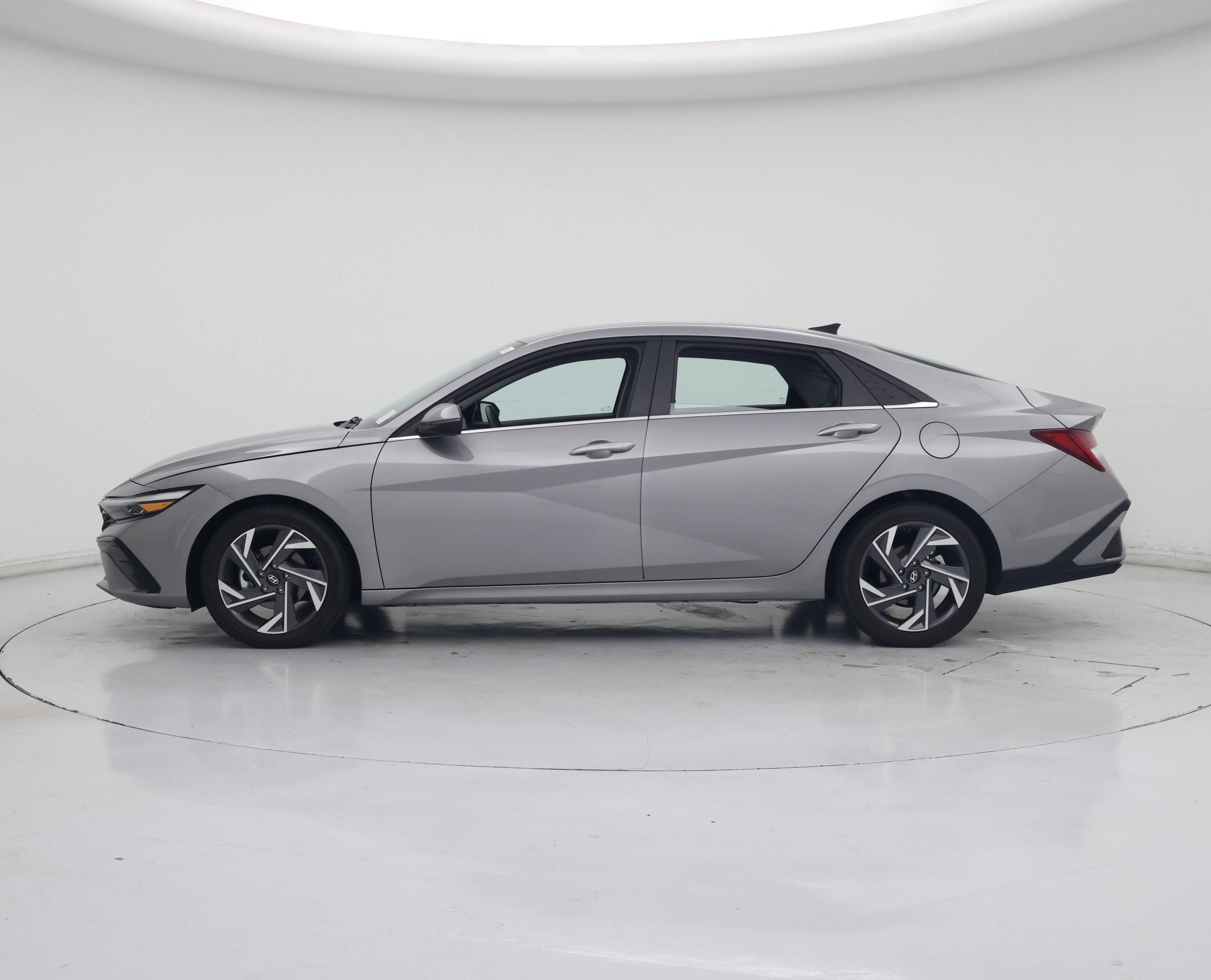 Thumbnail: 2025 Hyundai Elantra - 3