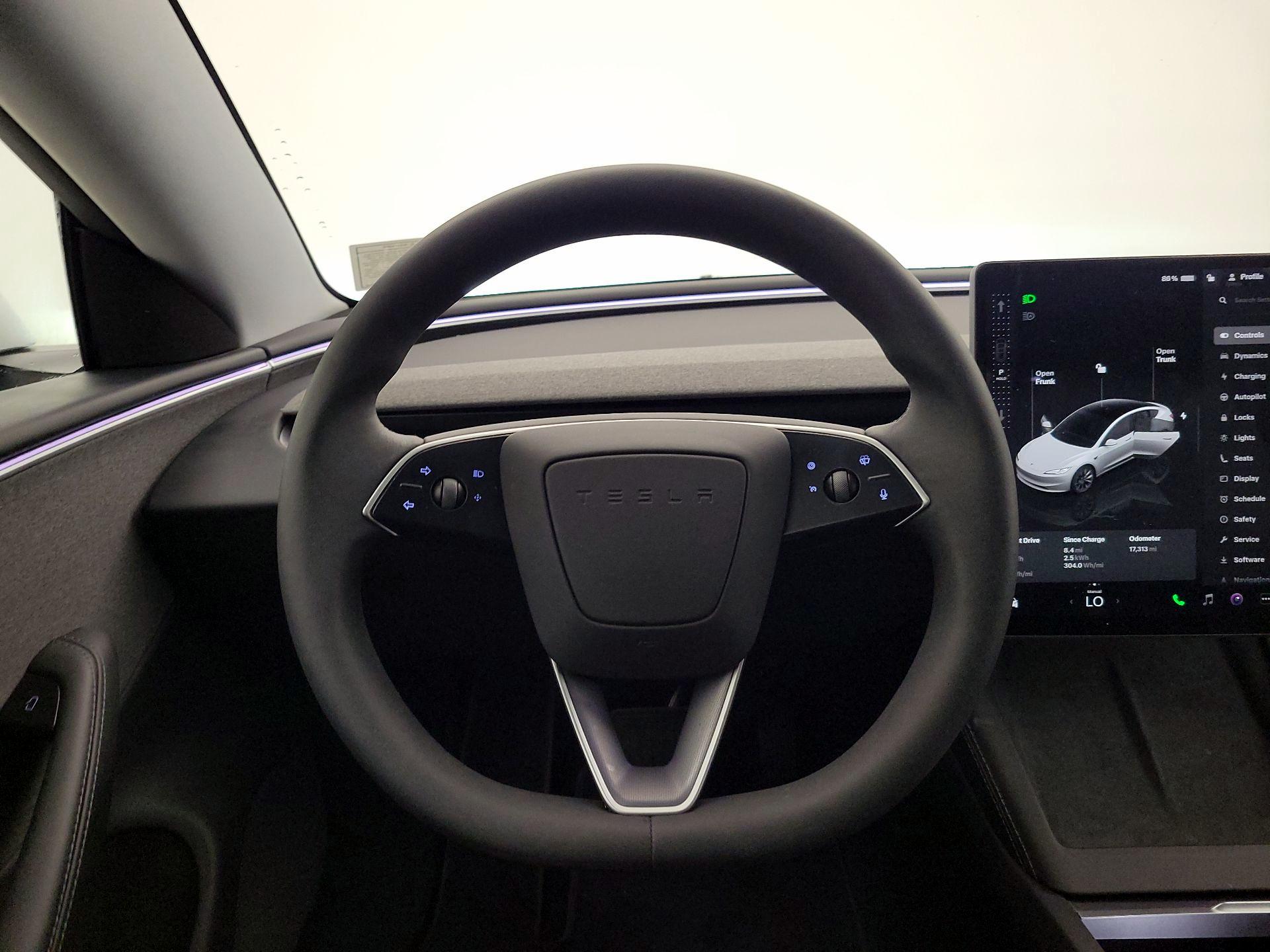 Thumbnail: 2024 Tesla Model 3 - 10