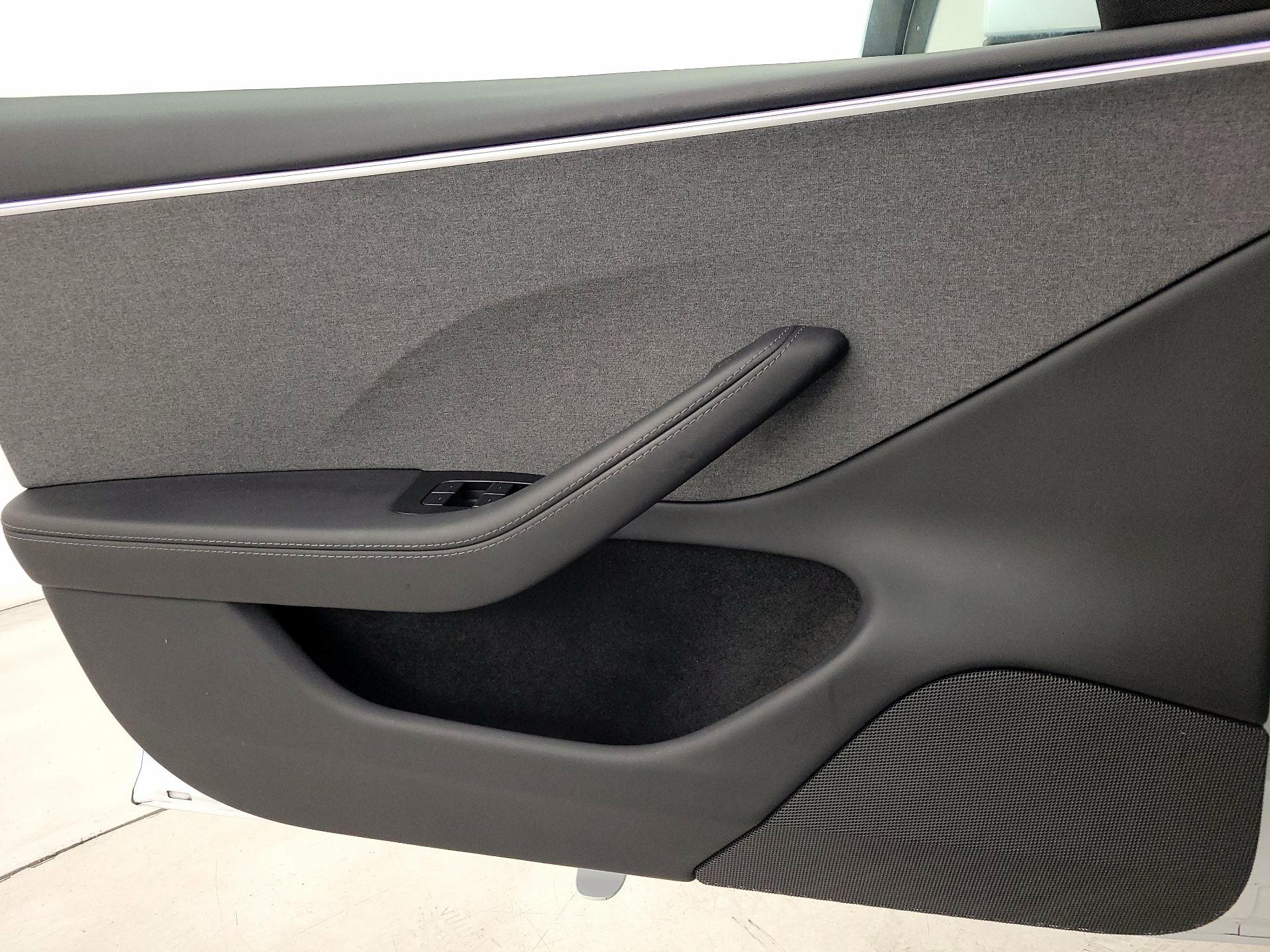 Thumbnail: 2024 Tesla Model 3 - 12