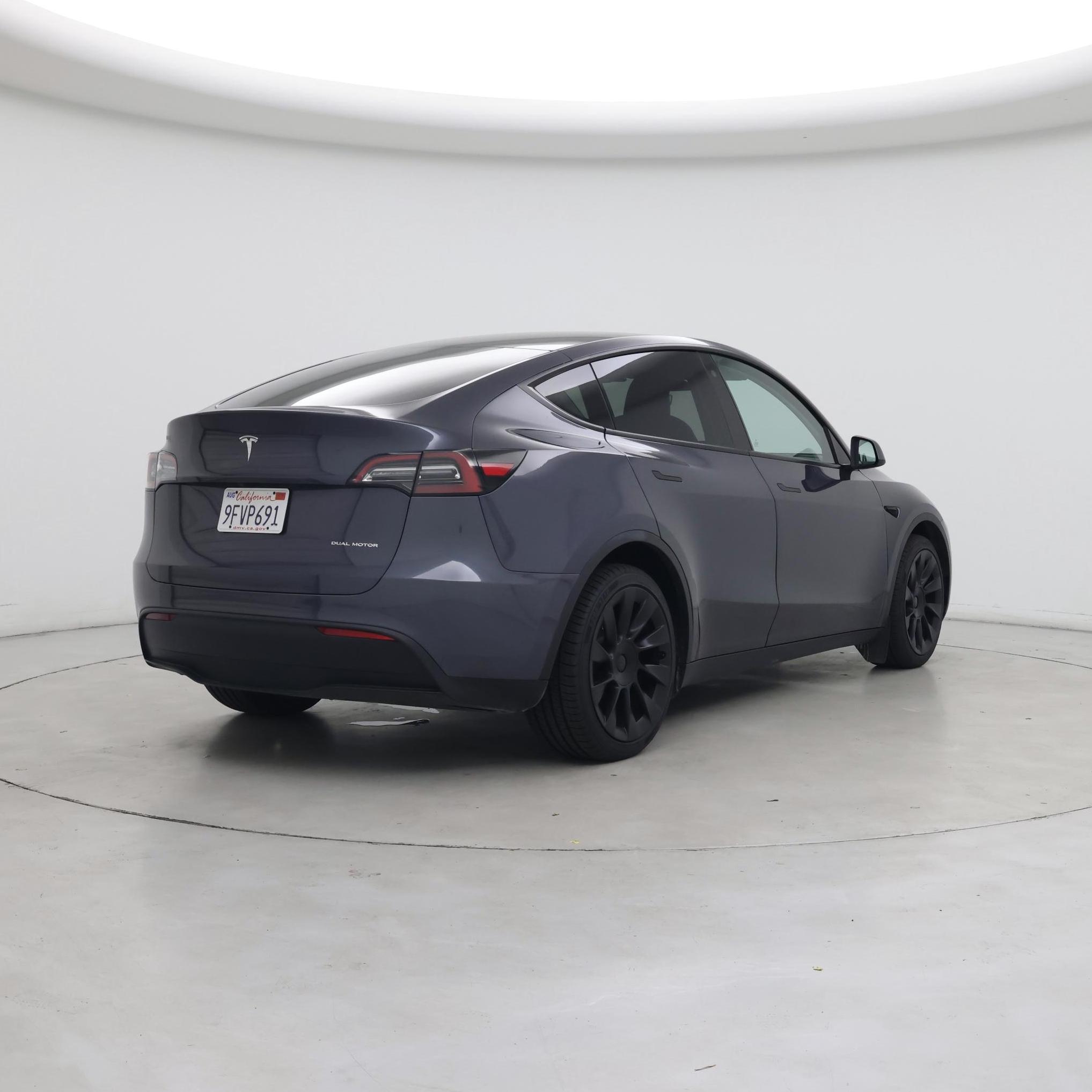 Thumbnail: 2023 Tesla Model Y - 8