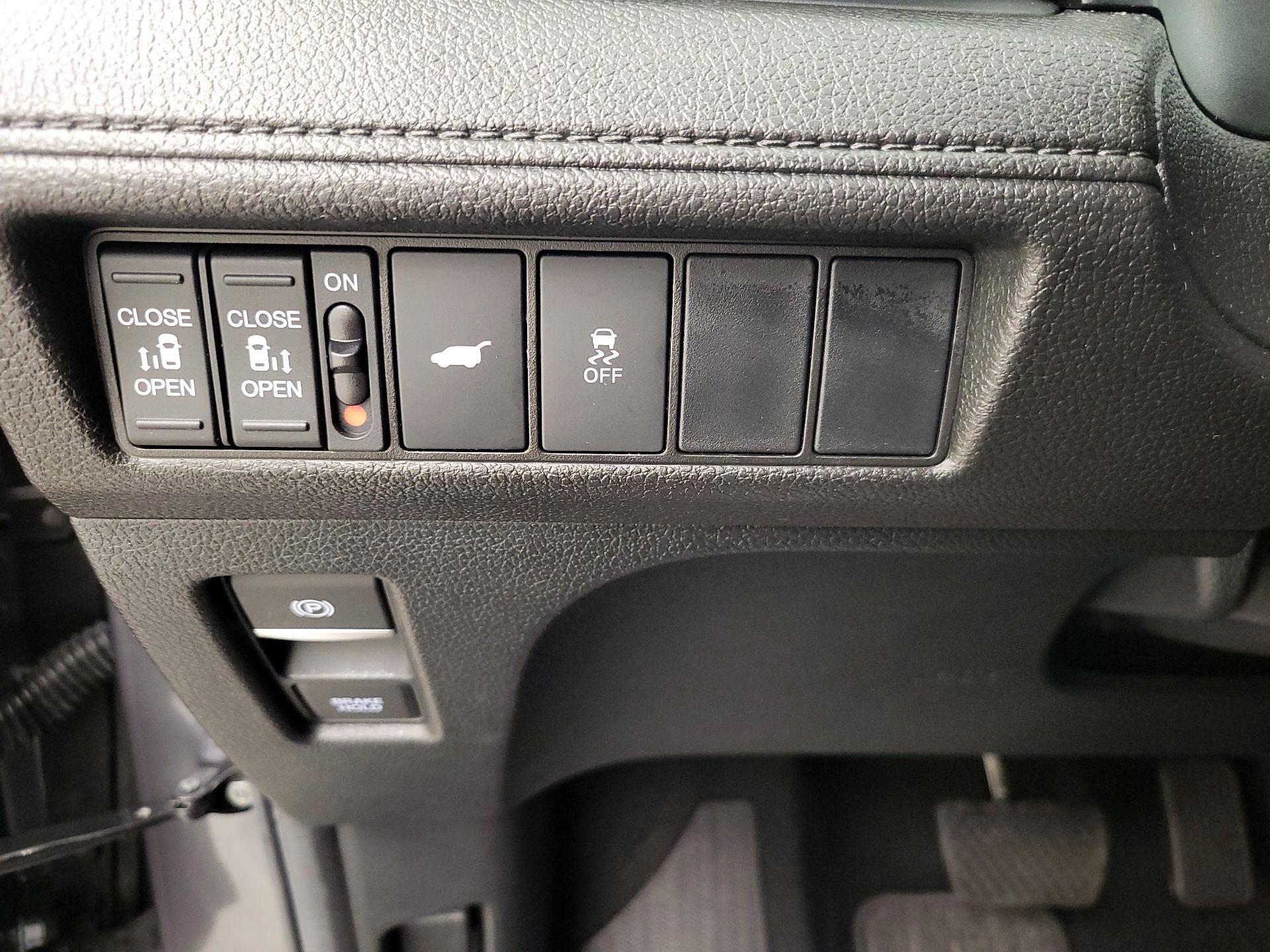 Thumbnail: 2025 Honda Odyssey - 13