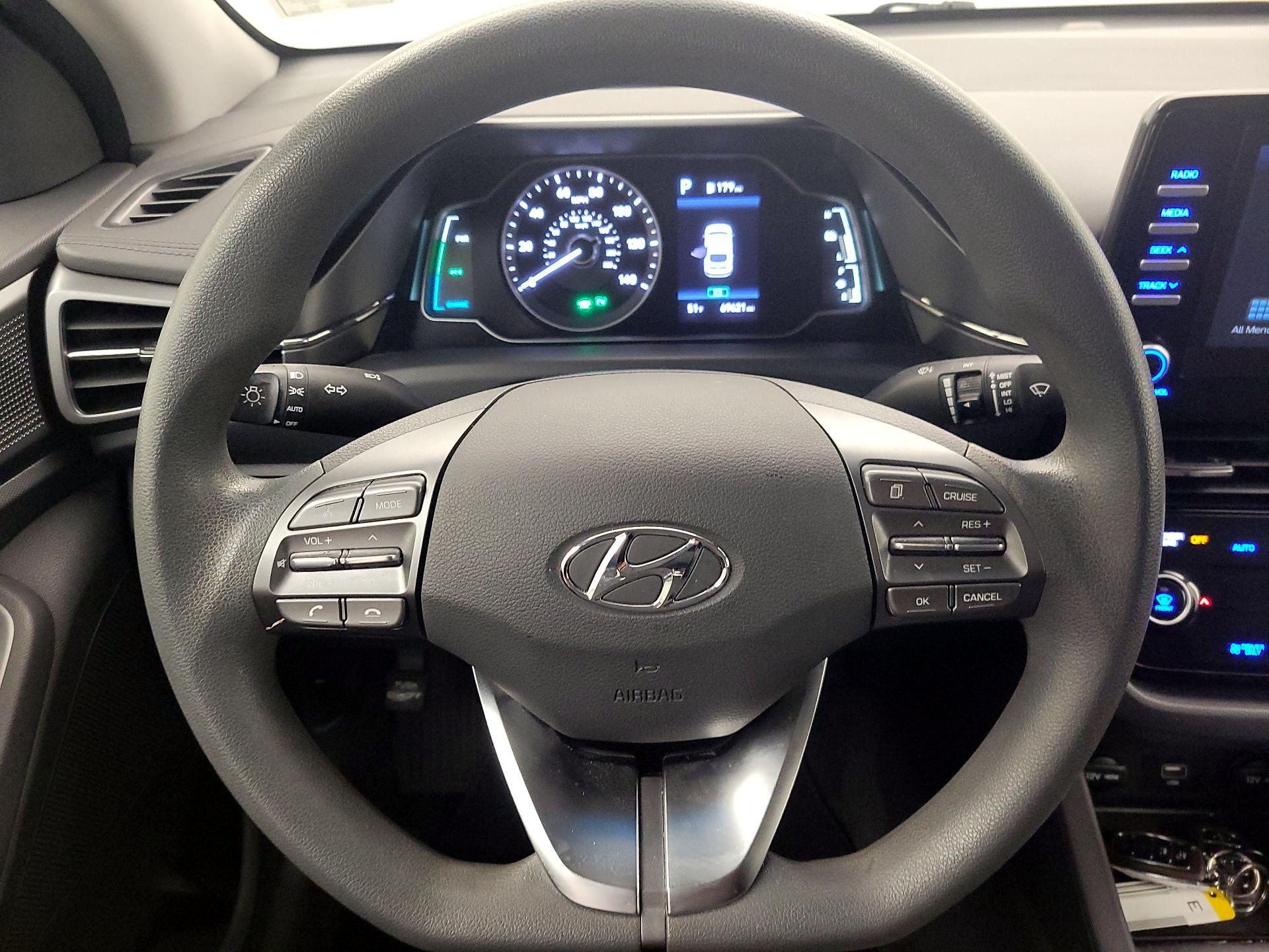 Thumbnail: 2020 Hyundai Ioniq - 10