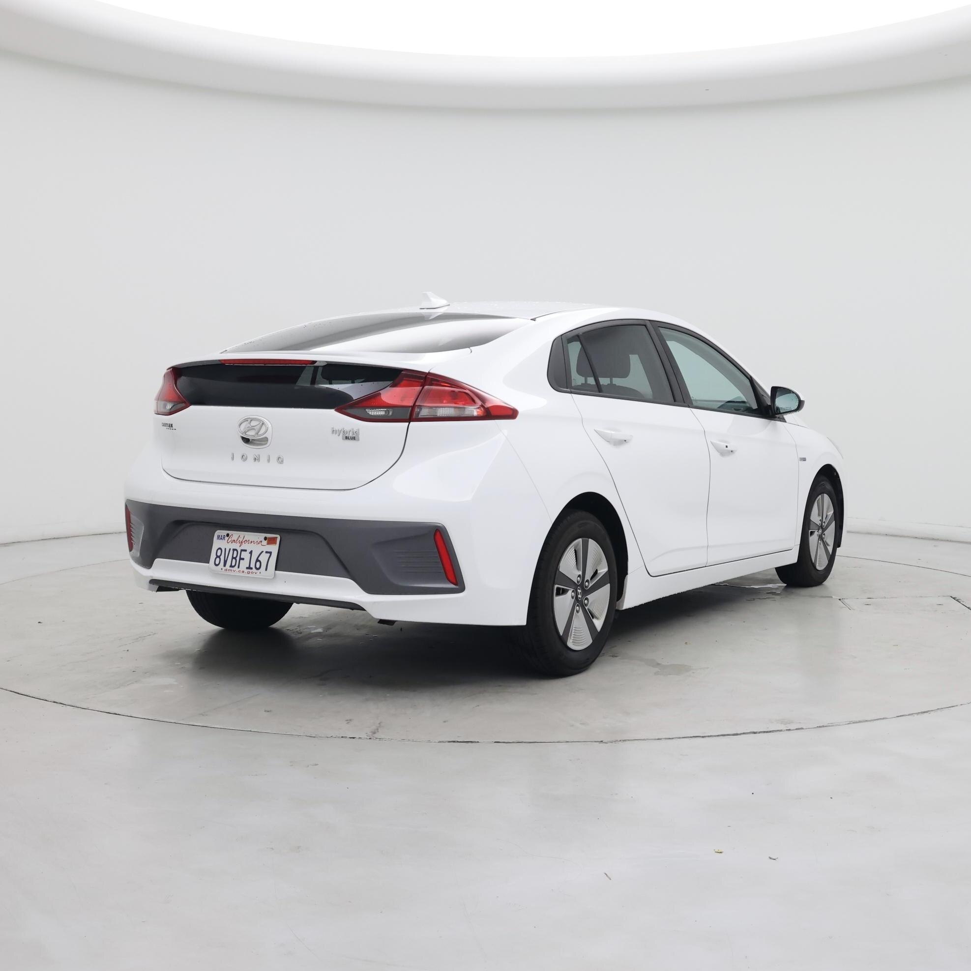 Thumbnail: 2020 Hyundai Ioniq - 8