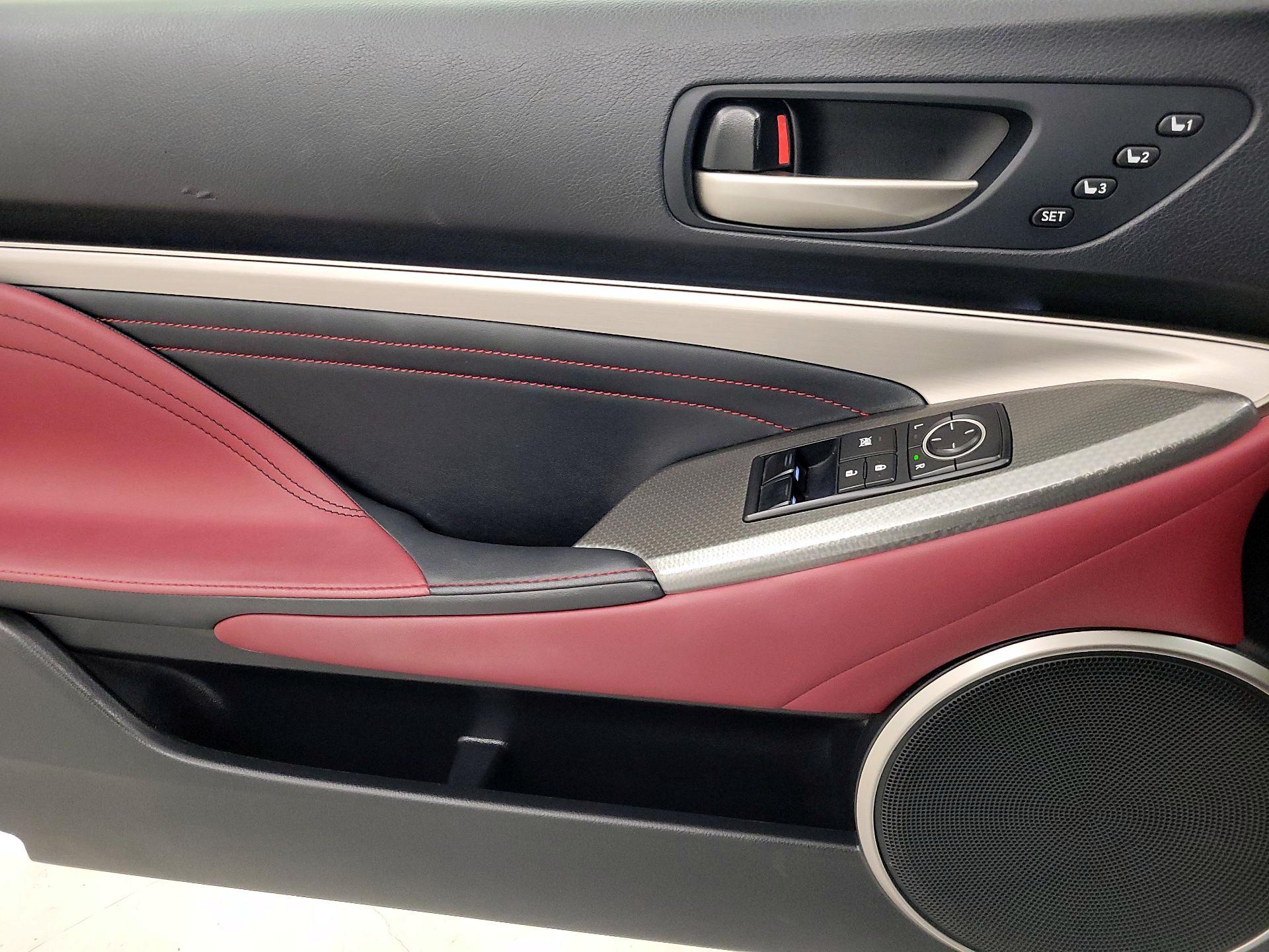 Thumbnail: 2016 Lexus RC - 12