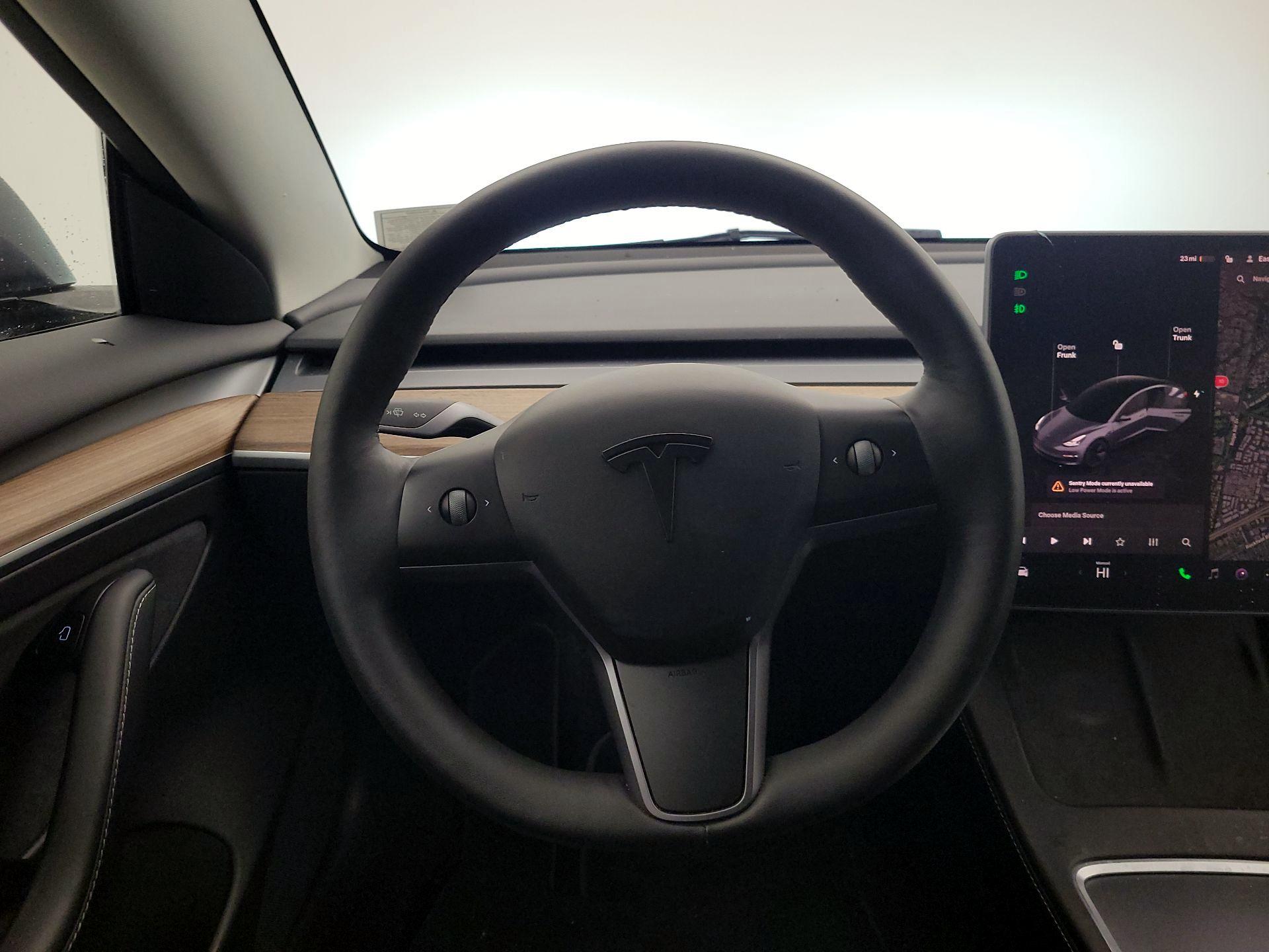 Thumbnail: 2022 Tesla Model 3 - 10