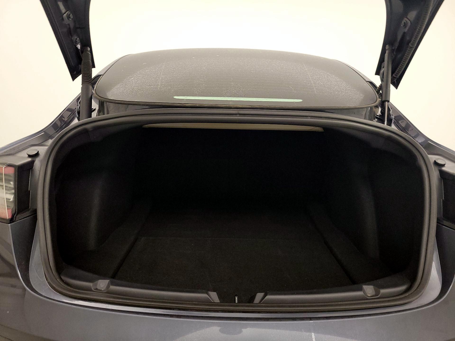 Thumbnail: 2022 Tesla Model 3 - 19