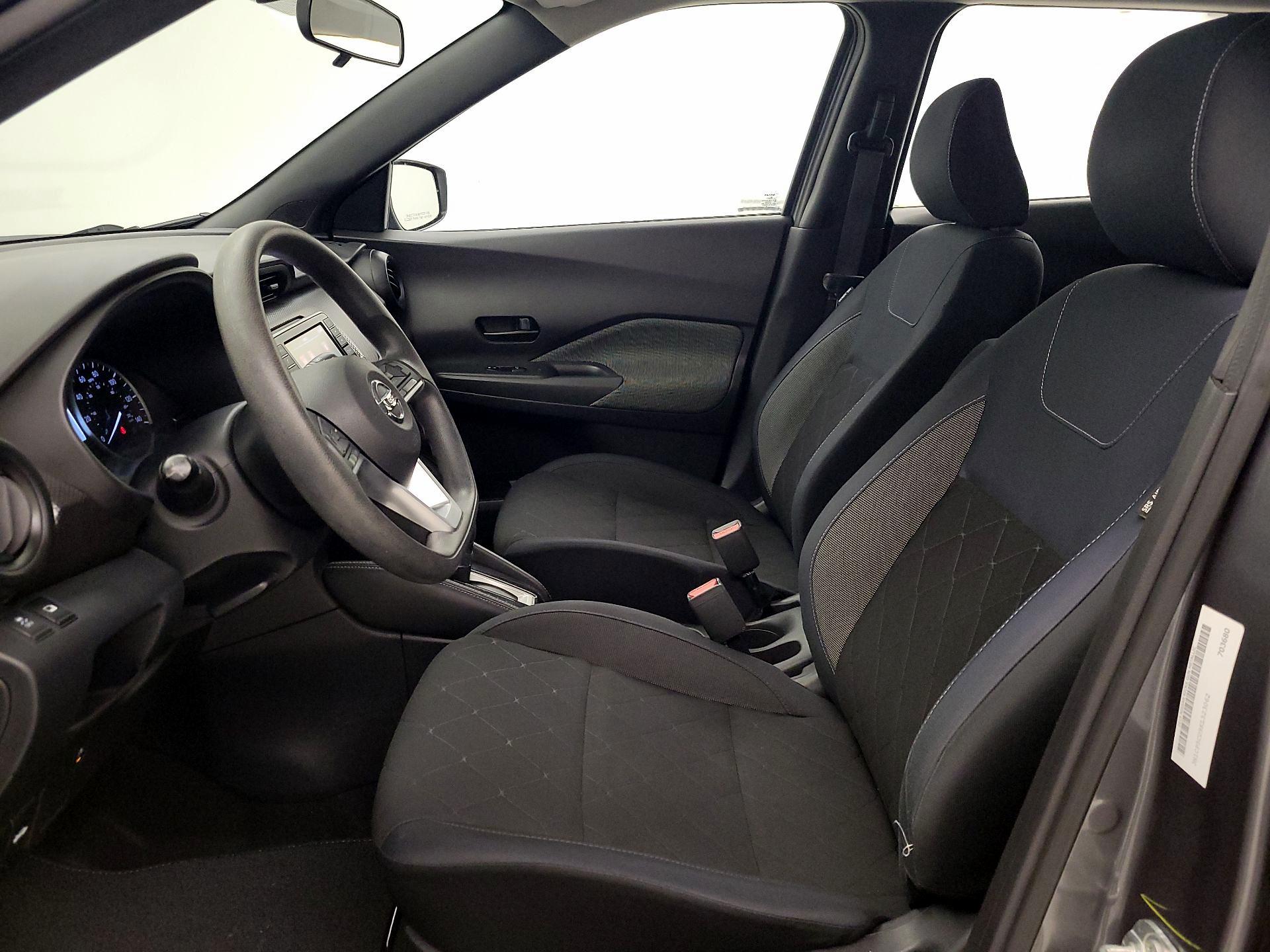 Thumbnail: 2019 Nissan Kicks - 11